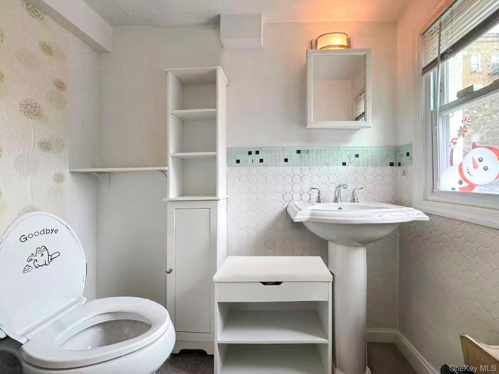 #10 photo, 35-80 161 Street, Flushing , NY 11358