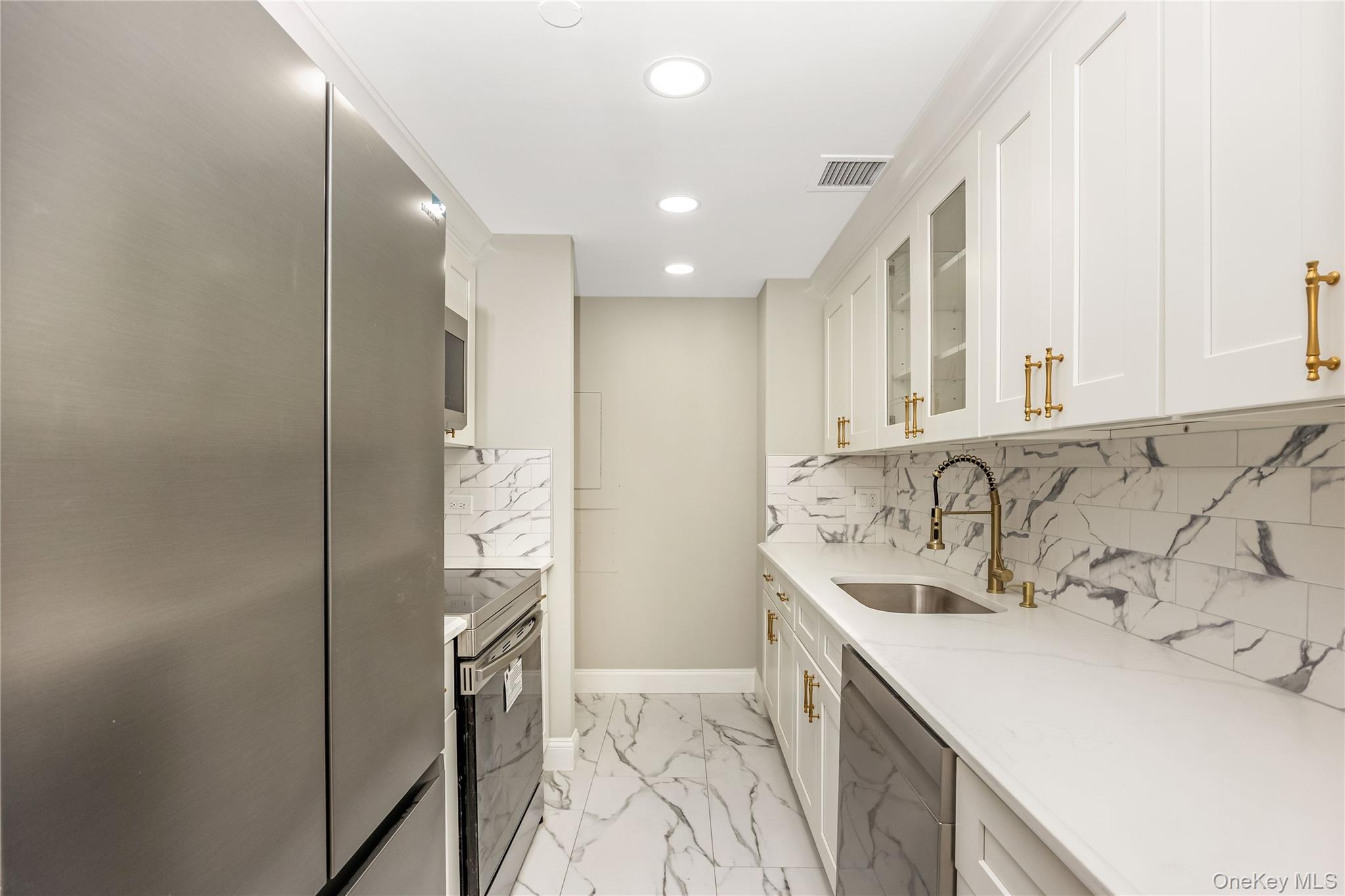 #10 photo, 100 Hilton Avenue, ナッソー郡 Garden City , NY 11530