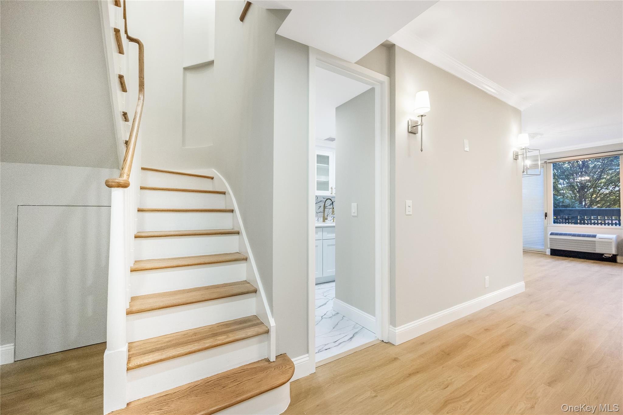 #14 photo, 100 Hilton Avenue, ナッソー郡 Garden City , NY 11530