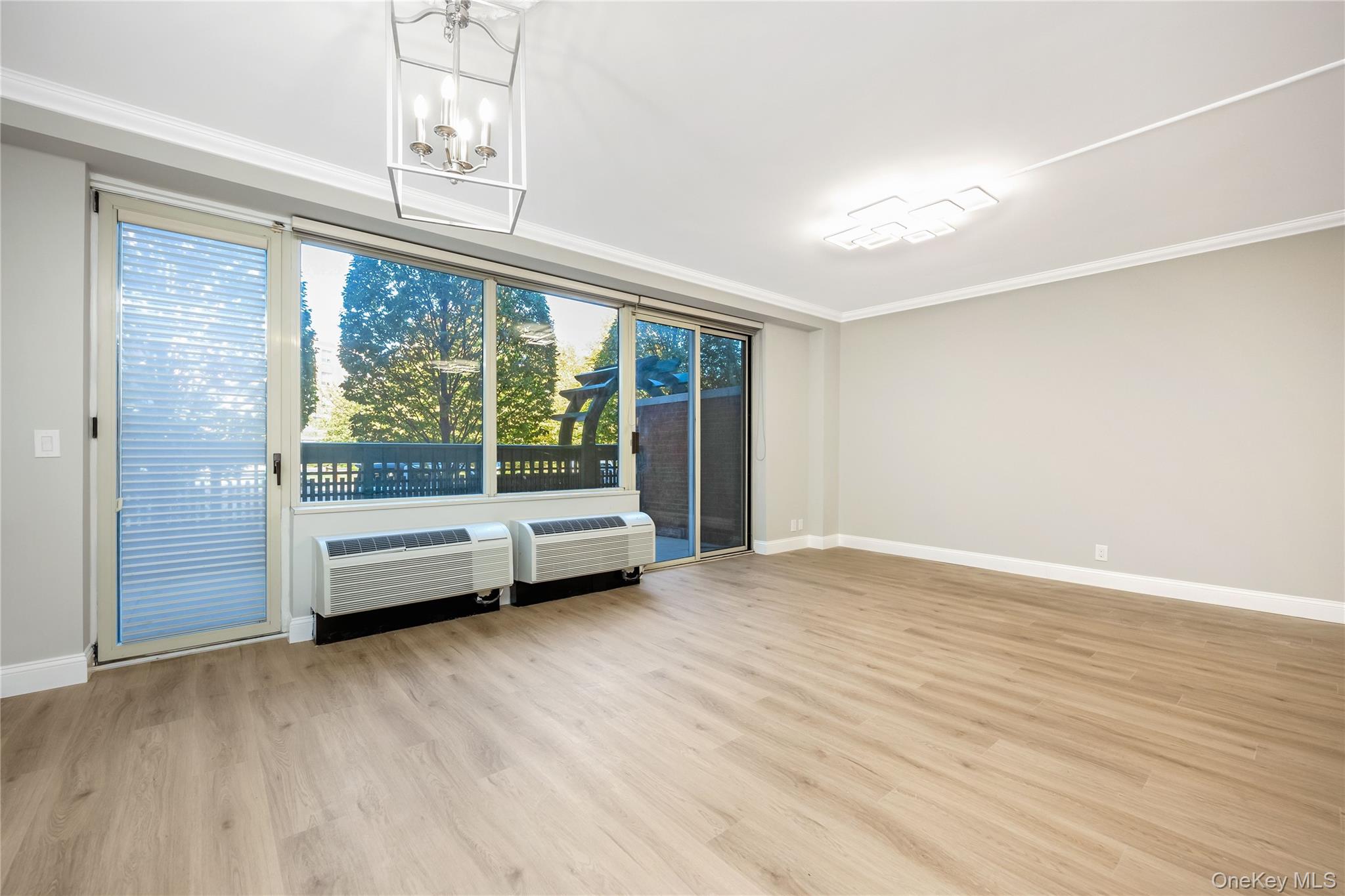 #9 photo, 100 Hilton Avenue, ナッソー郡 Garden City , NY 11530