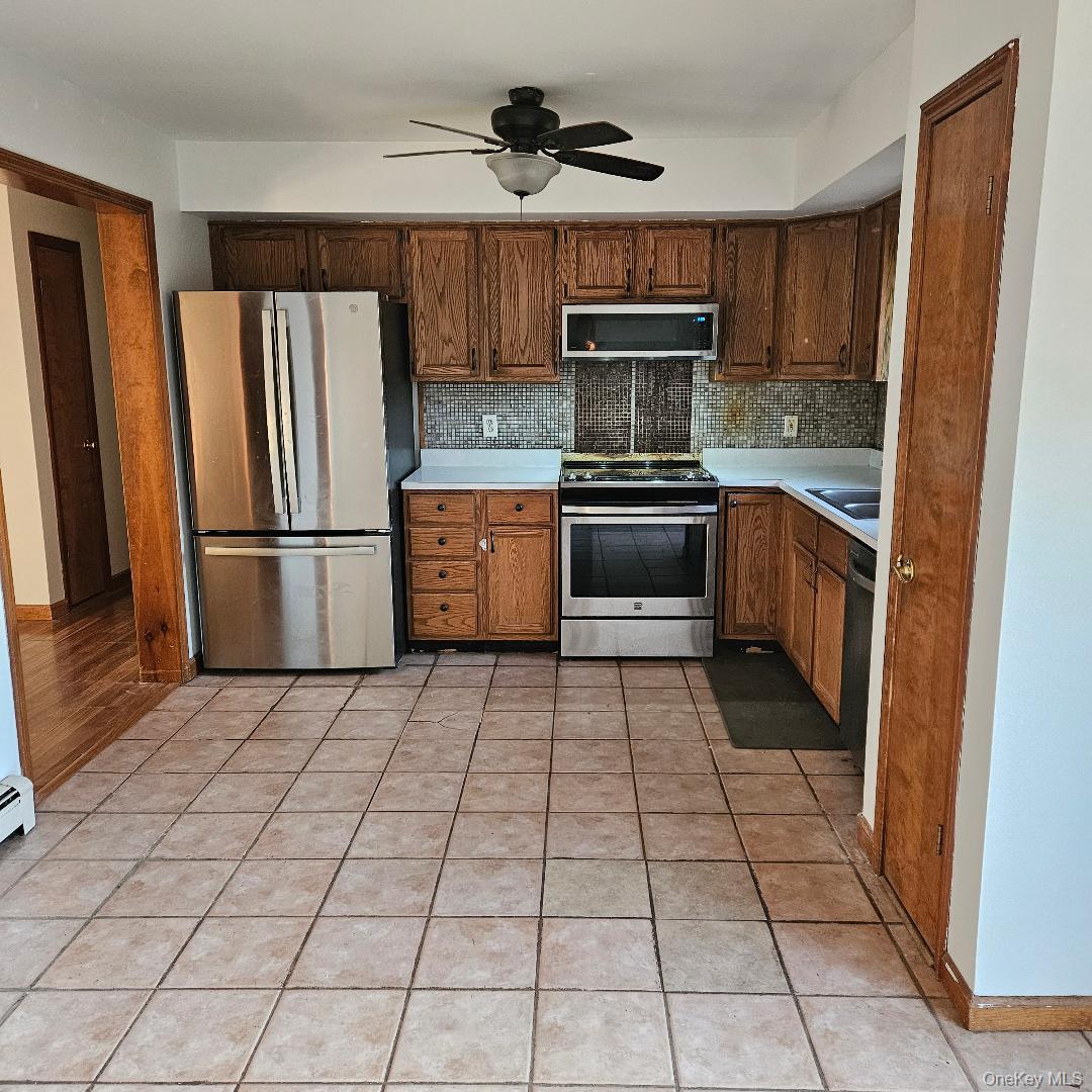 #12 photo, 58 Tamarack Hill Drive, Poughkeepsie , NY 12603