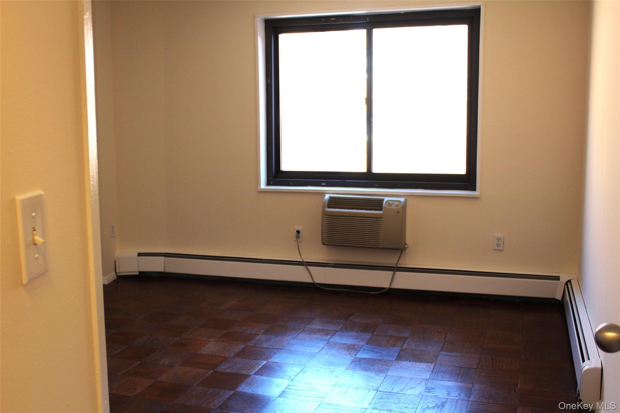 #14 photo, 100 E Hartsdale Avenue, Hartsdale , NY 10530