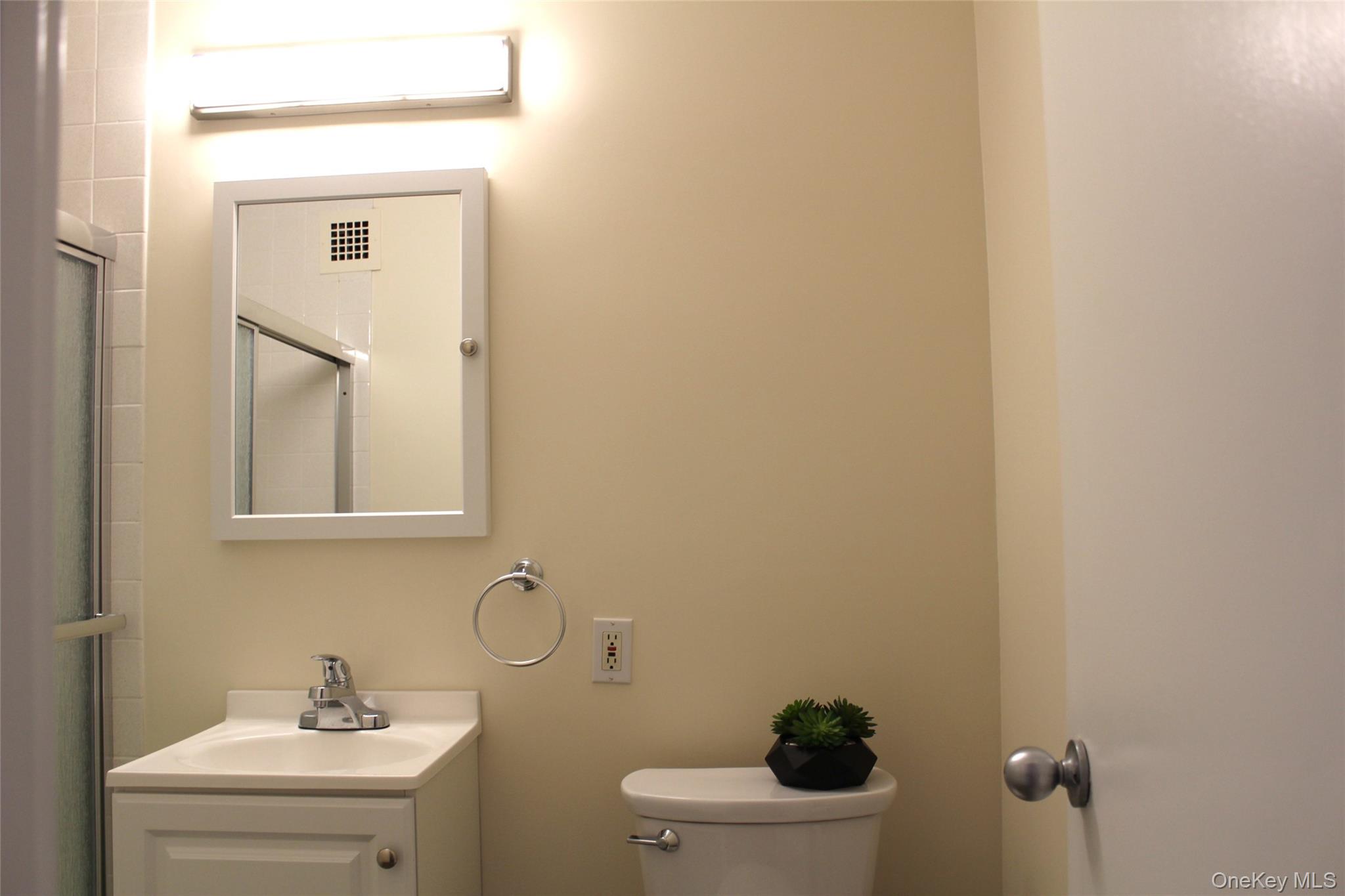 #16 photo, 100 E Hartsdale Avenue, Hartsdale , NY 10530