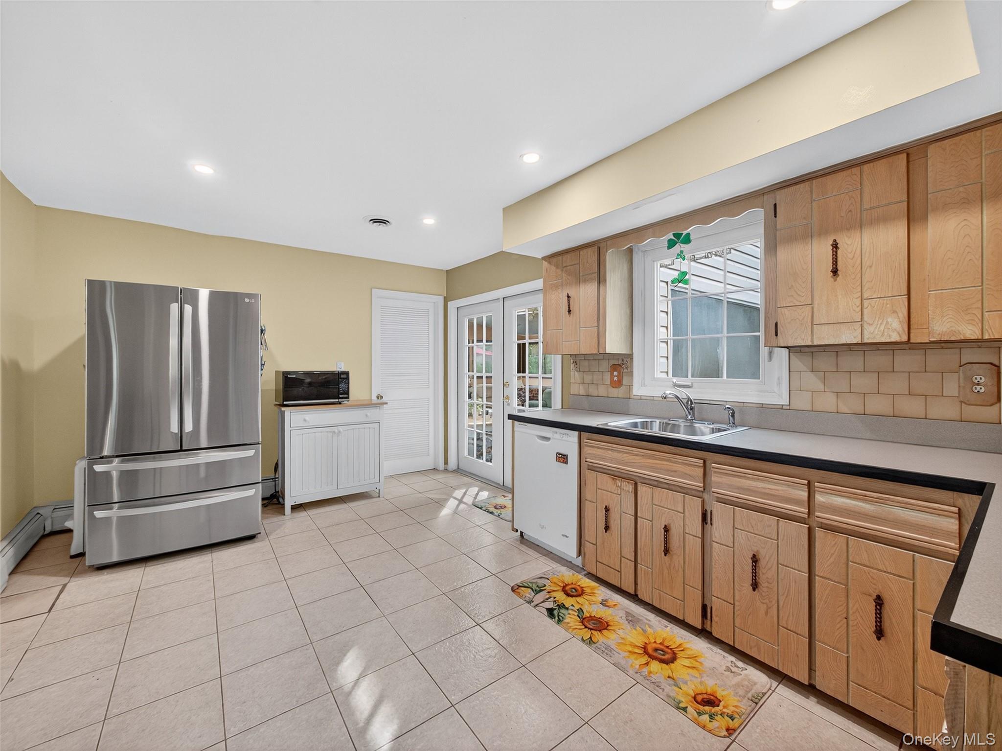 #14 photo, 20 Denver Drive, New City , NY 10956