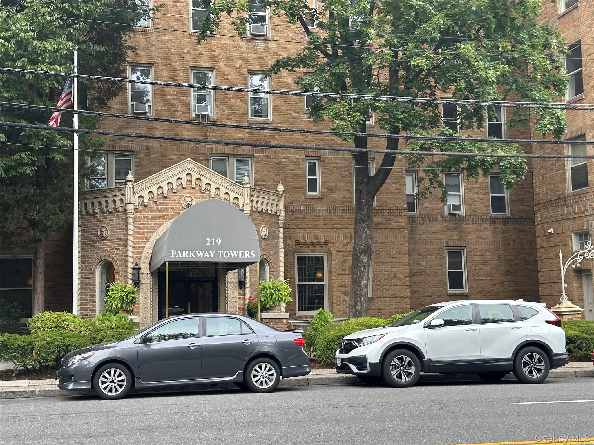 #1 photo, 219 Bronx River Road, Yonkers , NY 10704