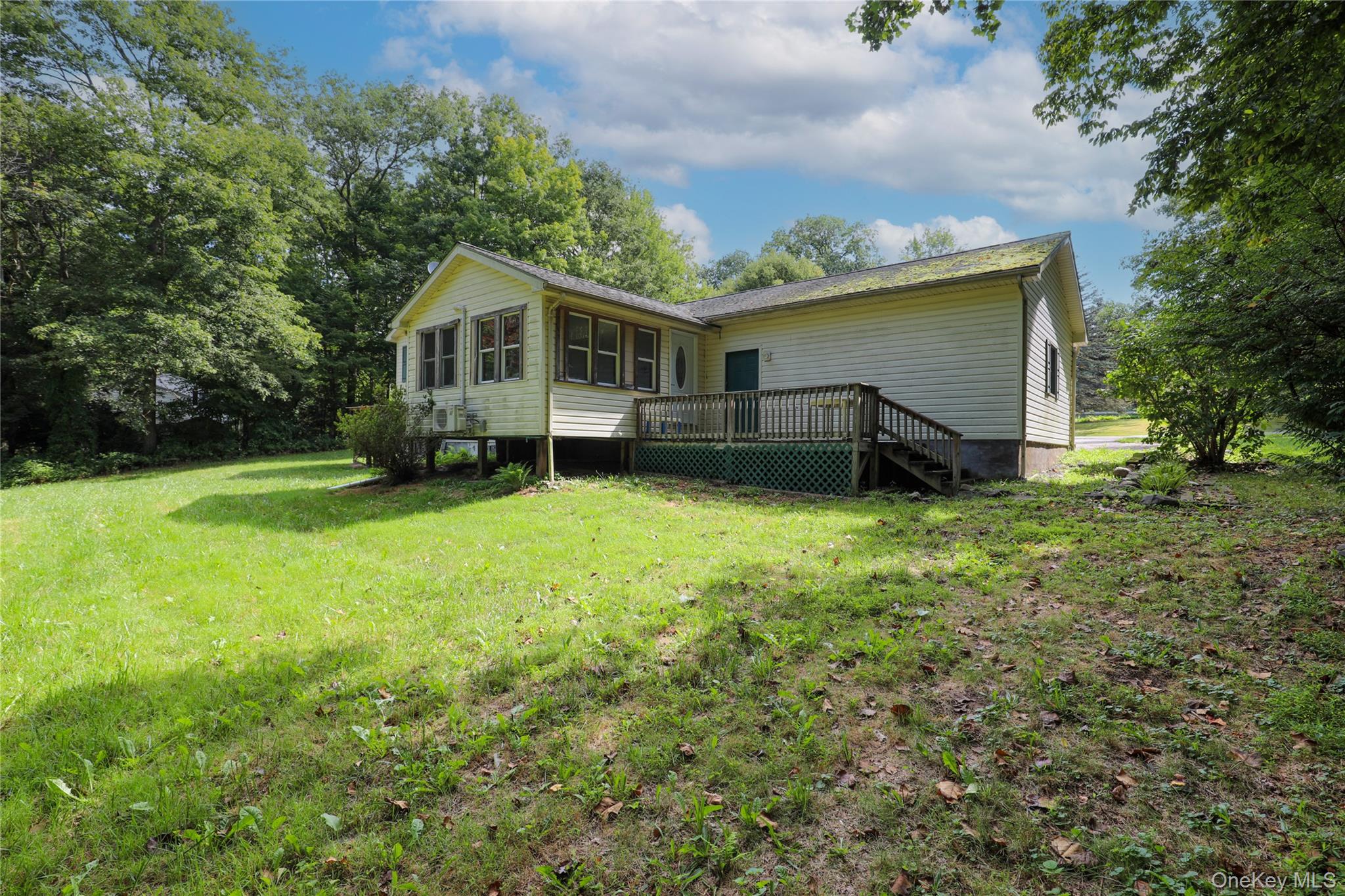 #18 photo, 38 Roxanne Boulevard, Lloyd , NY 12528