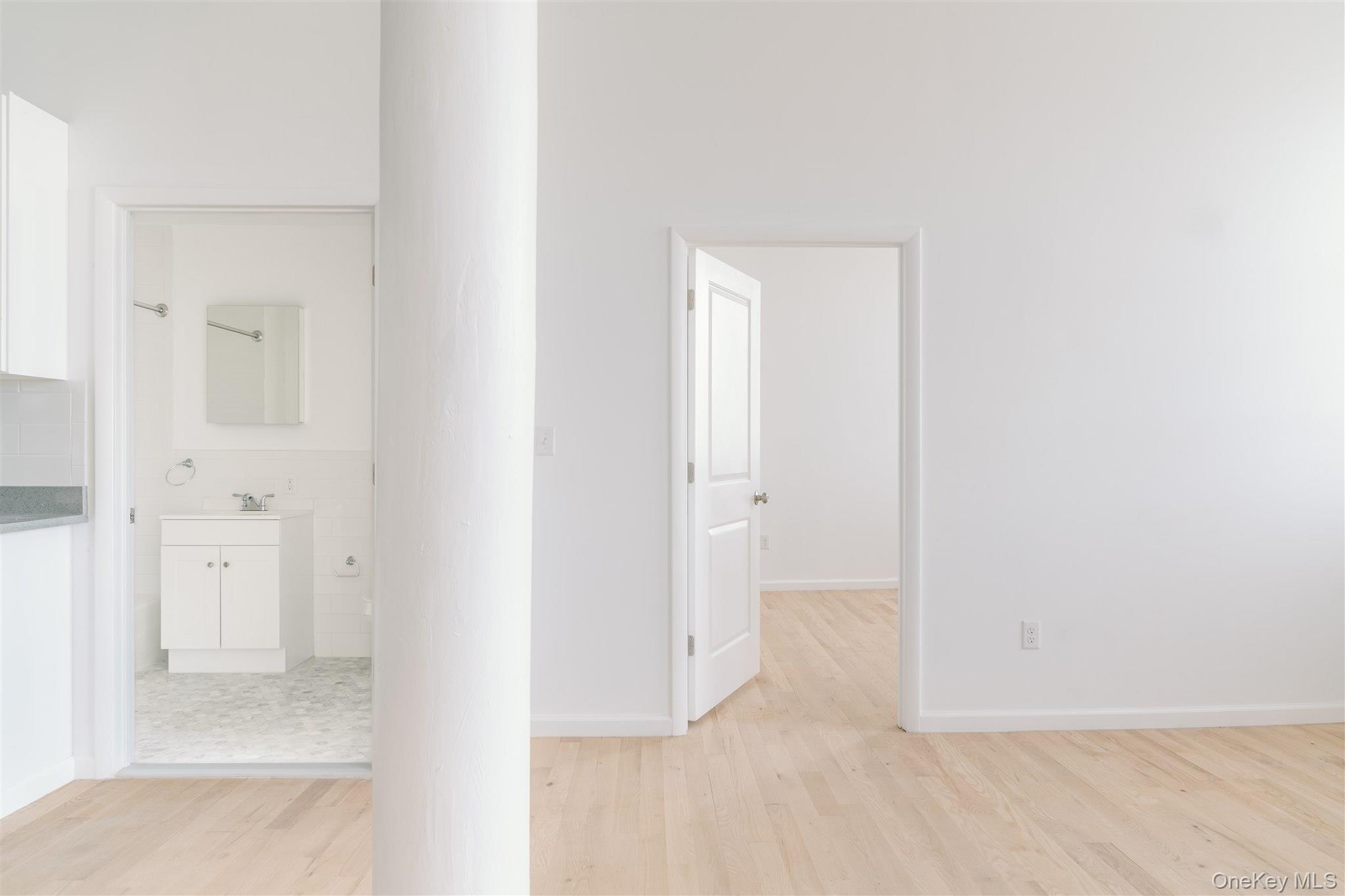 #11 photo, 155 River Street, Troy , NY 12180