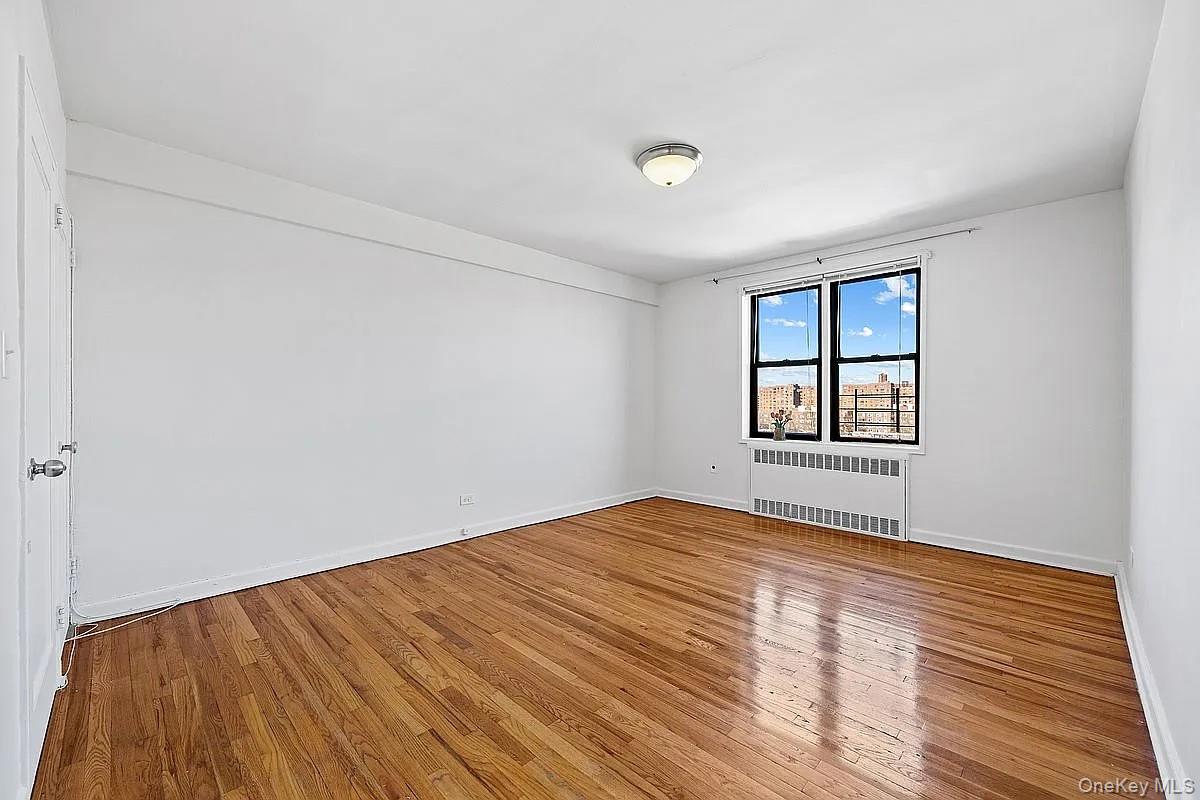 #10 photo, 99-63 66th Avenue, クイーンズ区 Rego Park , NY 11374