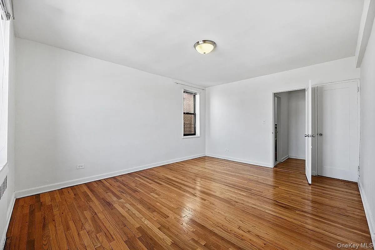 #16 photo, 99-63 66th Avenue, クイーンズ区 Rego Park , NY 11374