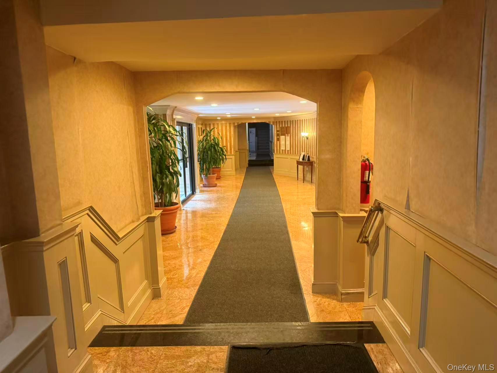 #4 photo, 99-63 66th Avenue, クイーンズ区 Rego Park , NY 11374