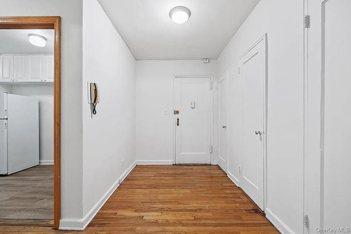 #8 photo, 99-63 66th Avenue, クイーンズ区 Rego Park , NY 11374