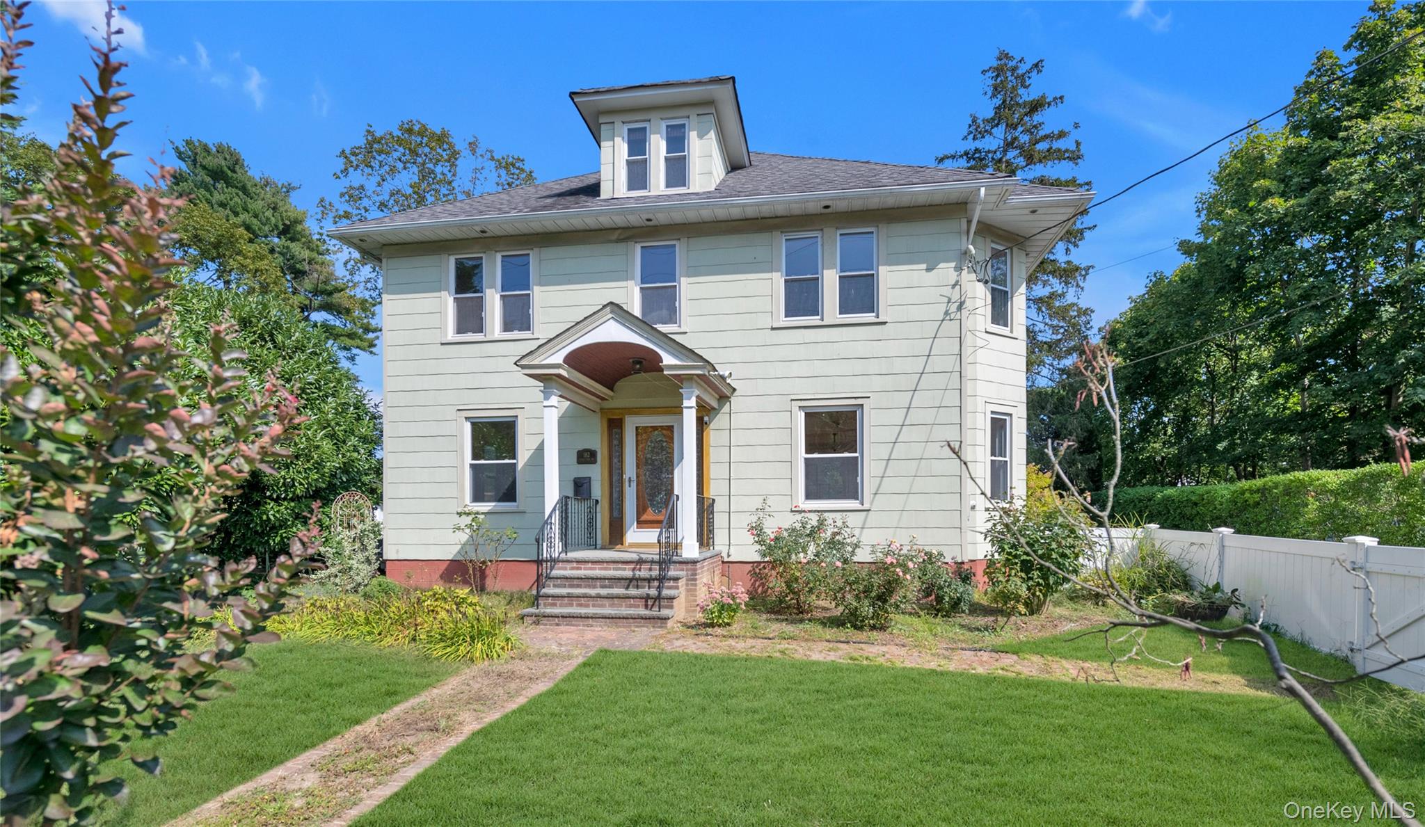 #1 photo, 182 Berry Hill Road, Syosset , NY 11791