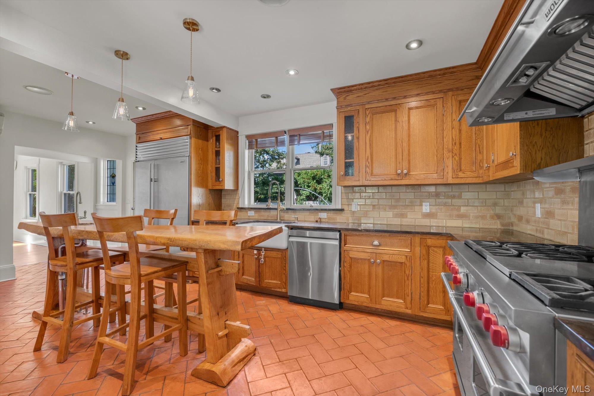 #12 photo, 182 Berry Hill Road, Syosset , NY 11791