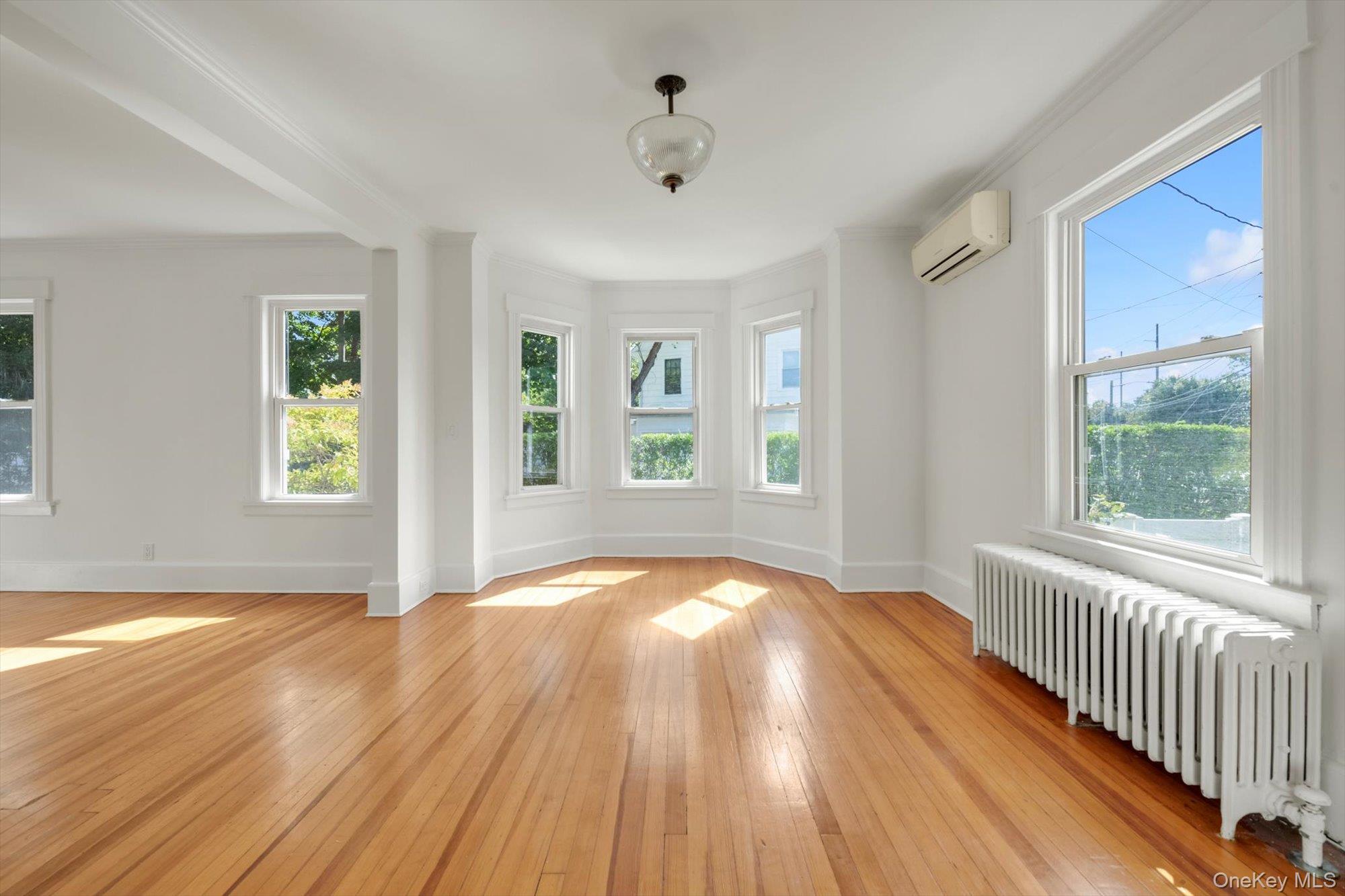 #5 photo, 182 Berry Hill Road, Syosset , NY 11791