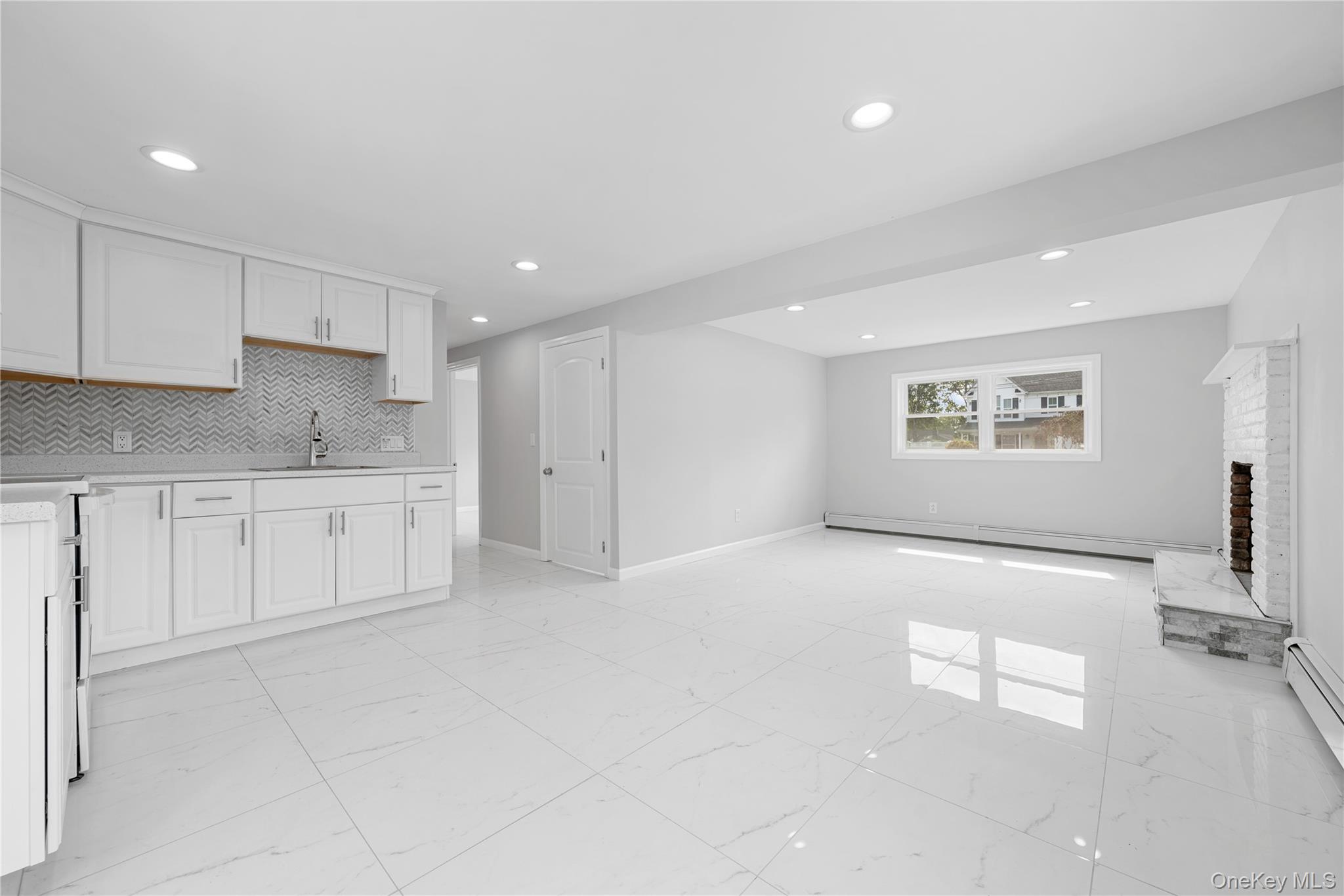 #12 photo, 43 Chanel Drive, Shirley , NY 11967