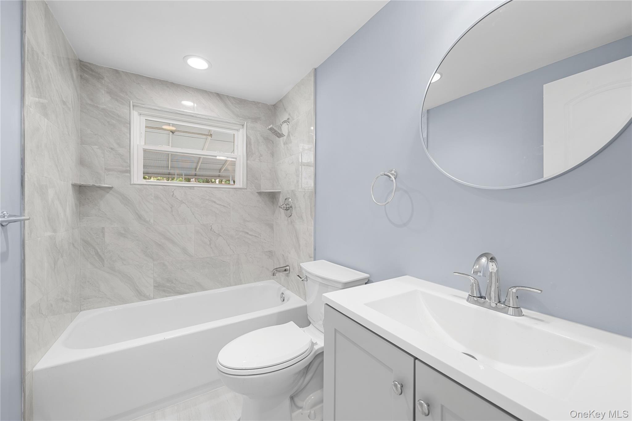 #14 photo, 43 Chanel Drive, Shirley , NY 11967