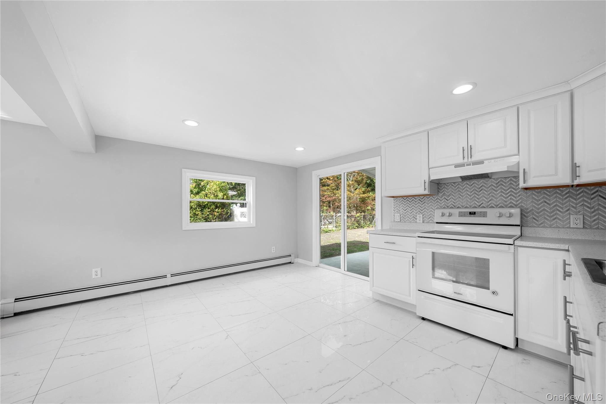 #16 photo, 43 Chanel Drive, Shirley , NY 11967