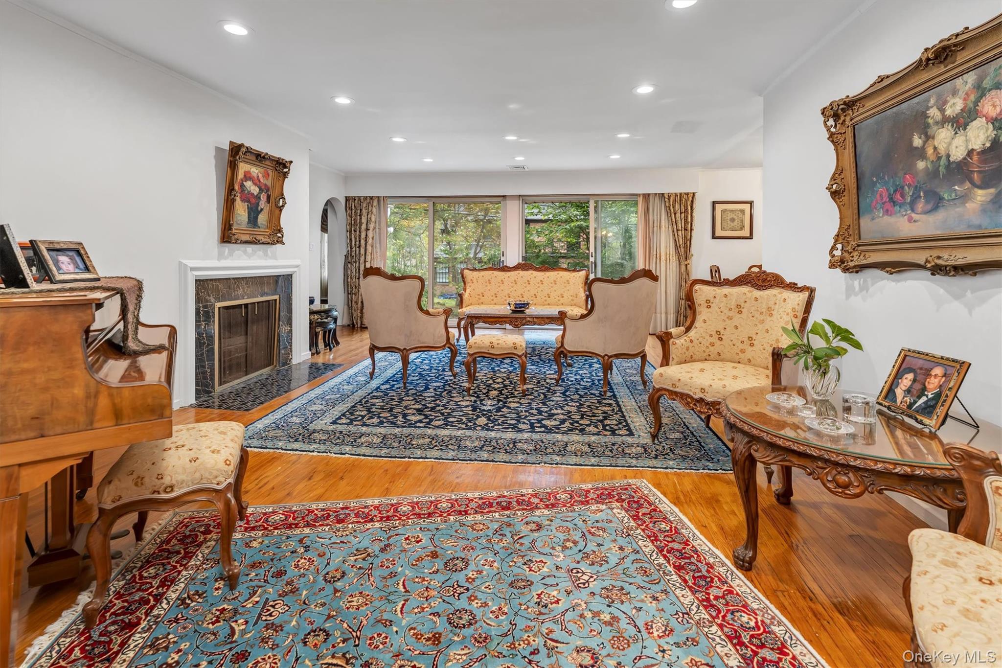 #11 photo, 125 Colonial Road, Great Neck , NY 11021