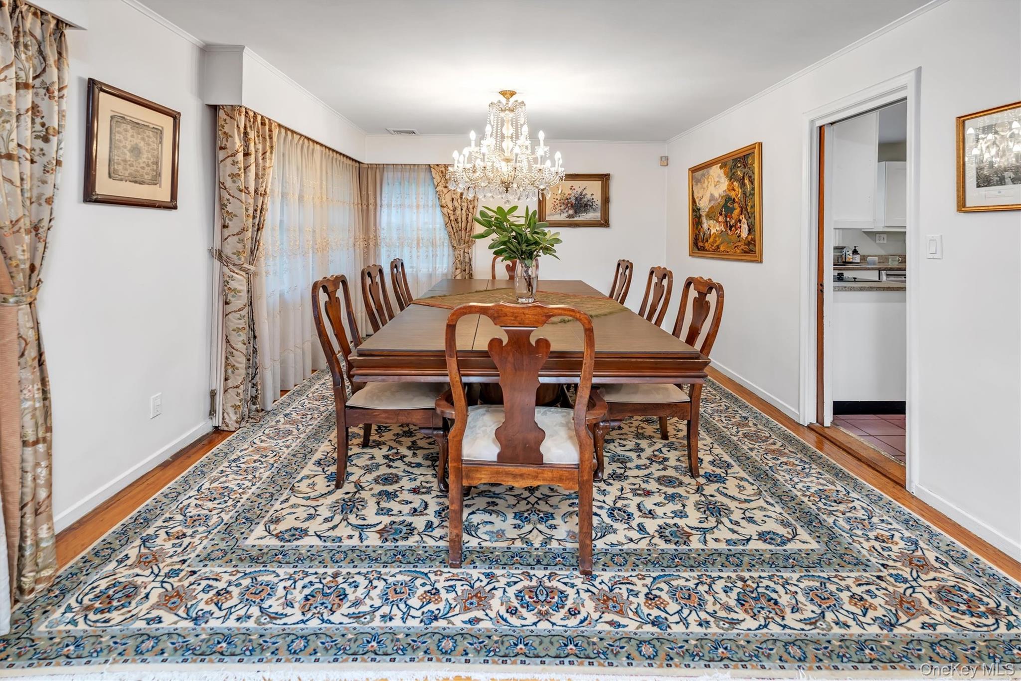 #12 photo, 125 Colonial Road, Great Neck , NY 11021