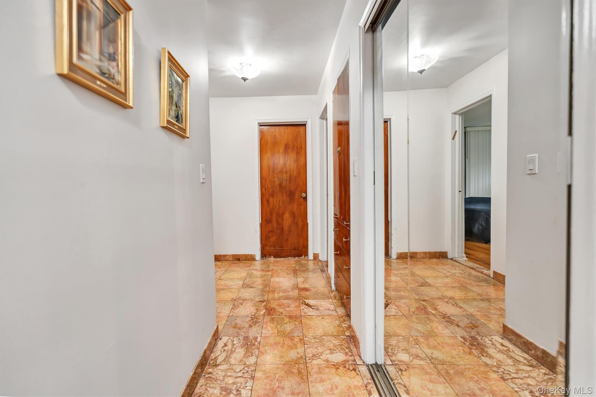 #15 photo, 125 Colonial Road, Great Neck , NY 11021