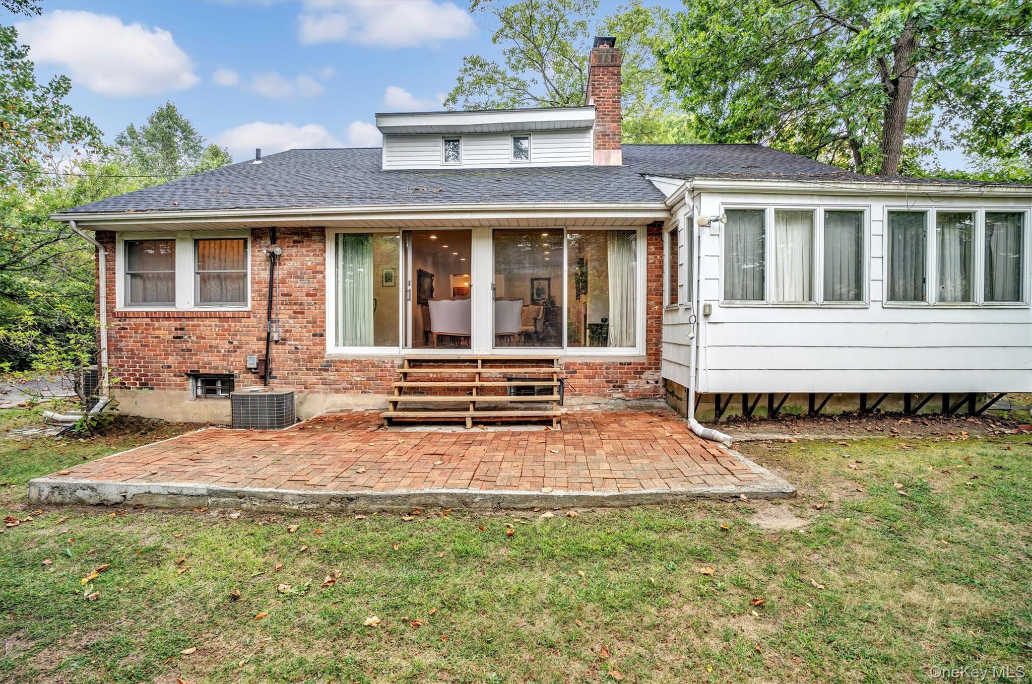 #6 photo, 125 Colonial Road, Great Neck , NY 11021