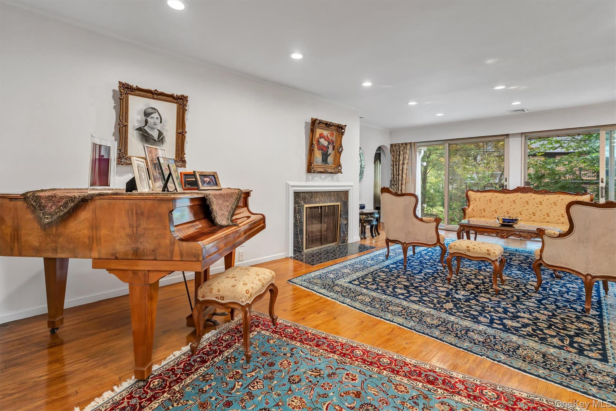 #8 photo, 125 Colonial Road, Great Neck , NY 11021