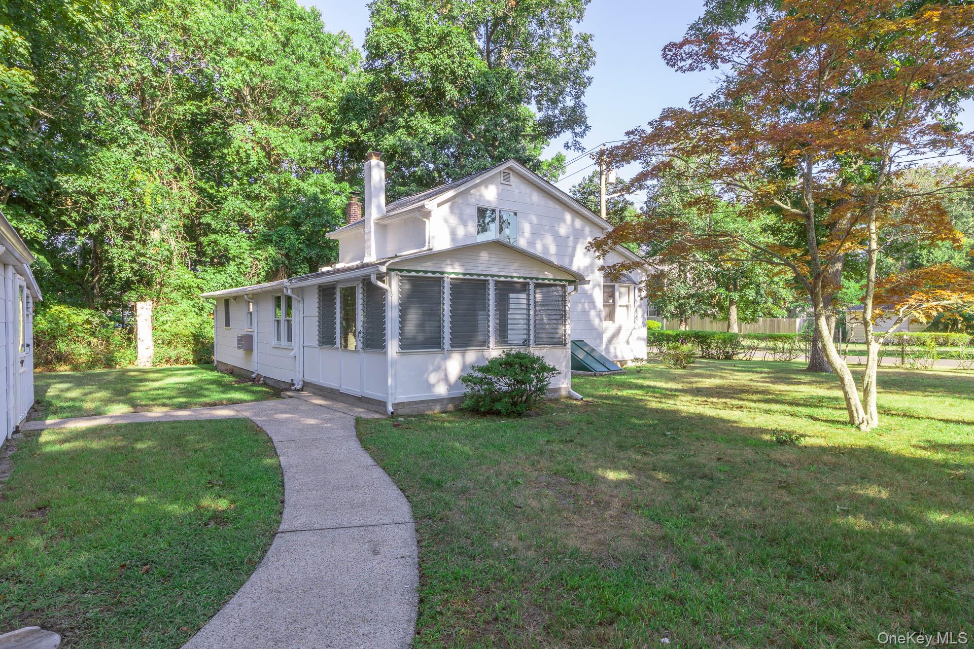 #1 photo, 261 Elm Road, Mastic Beach , NY 11951