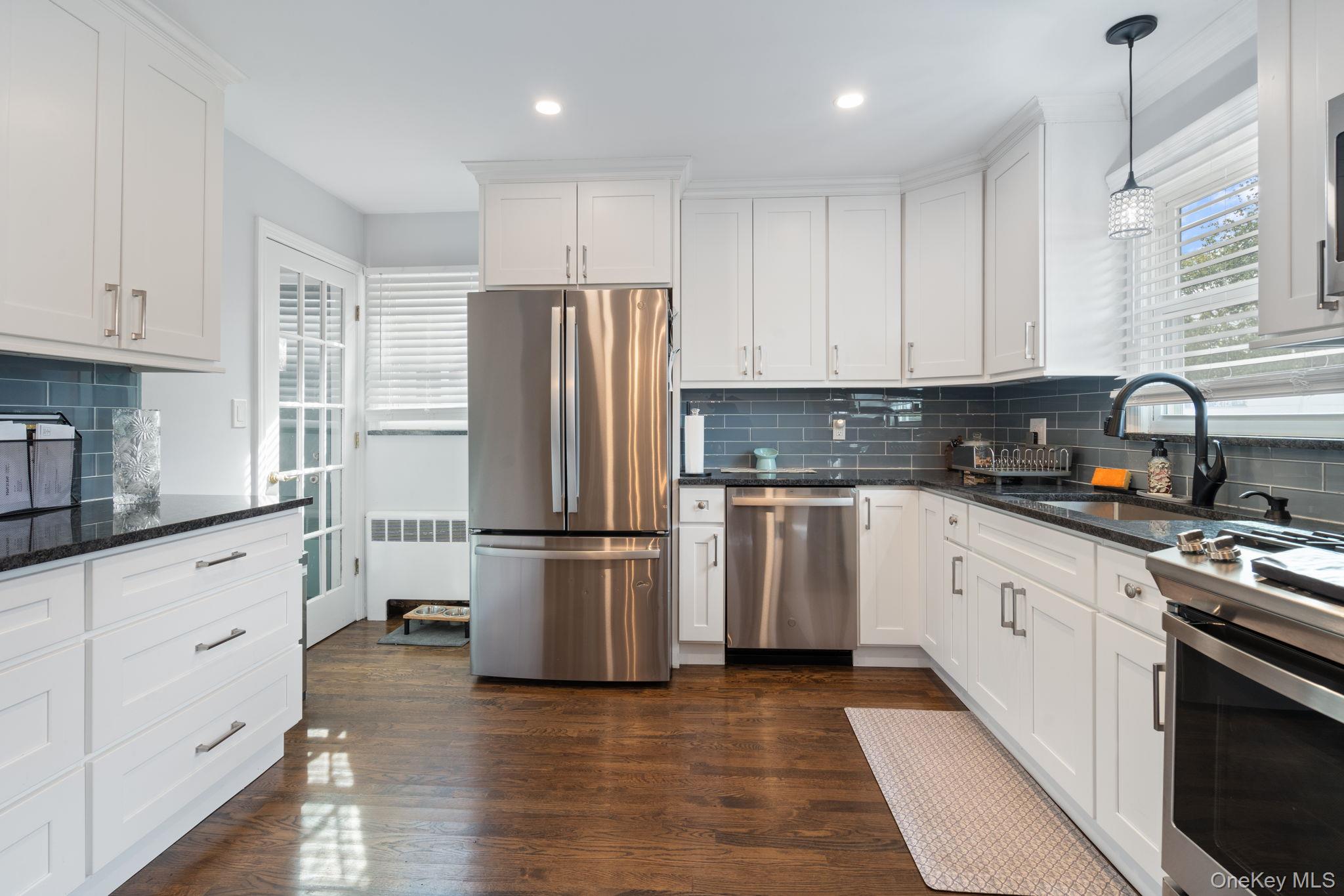 #2 photo, 68 Thorne Avenue, North Massapequa , NY 11758