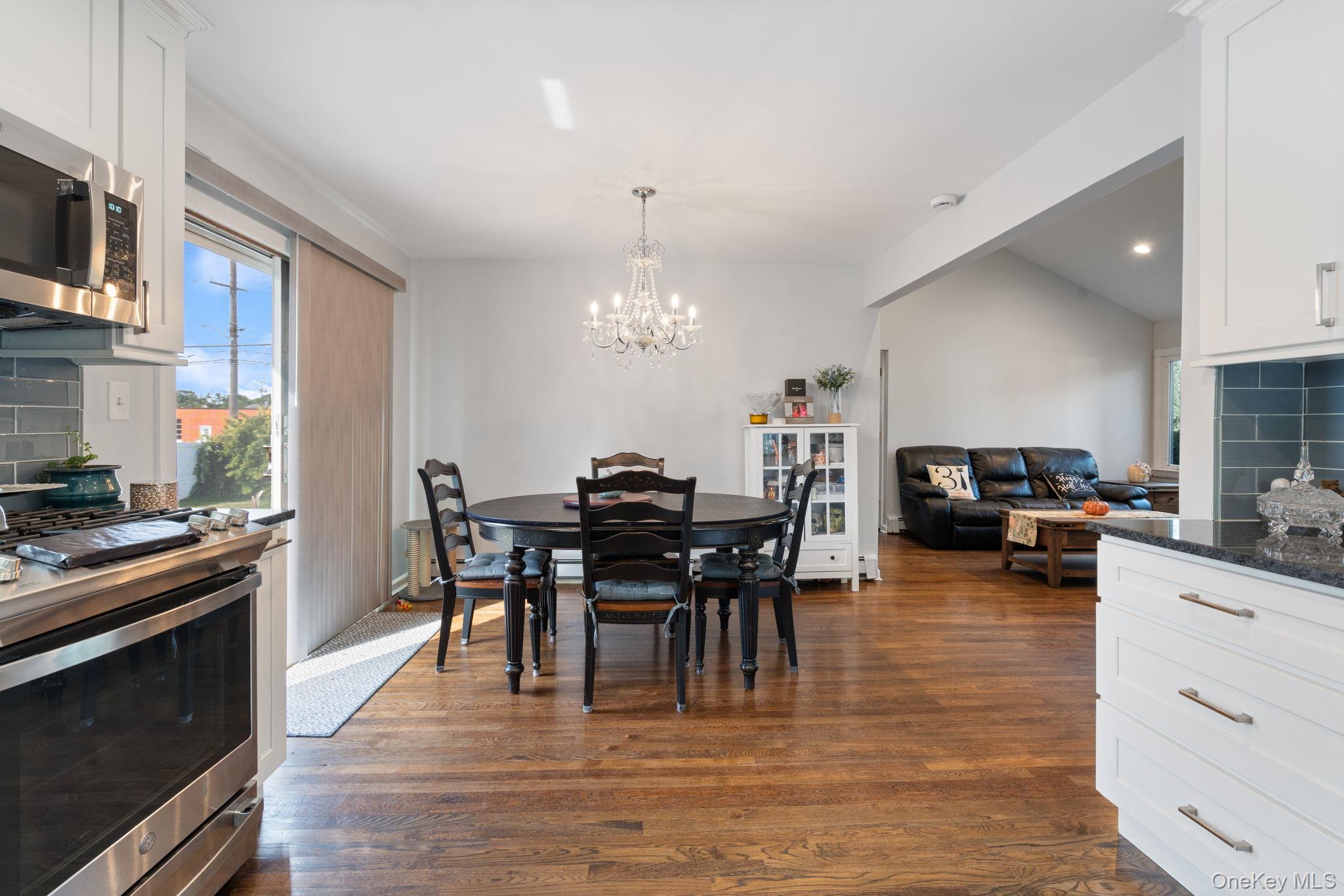 #6 photo, 68 Thorne Avenue, North Massapequa , NY 11758