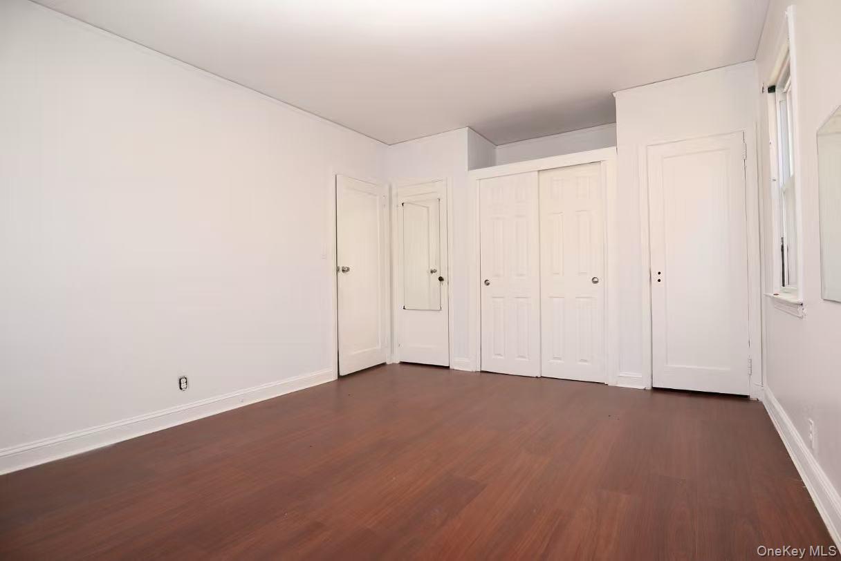 #11 photo, 106-10 32nd Avenue, クイーンズ区 East Elmhurst , NY 11369