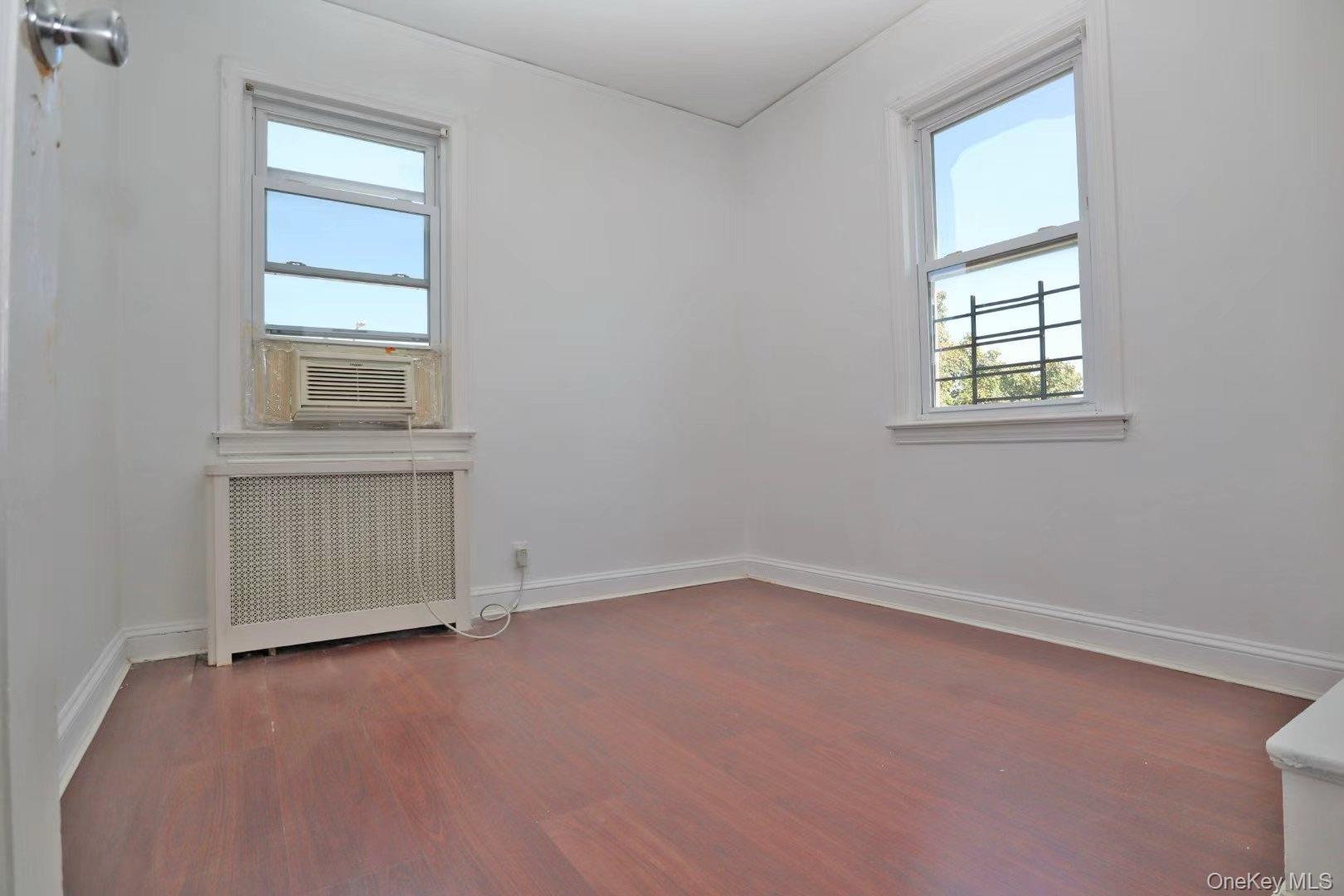 #14 photo, 106-10 32nd Avenue, クイーンズ区 East Elmhurst , NY 11369