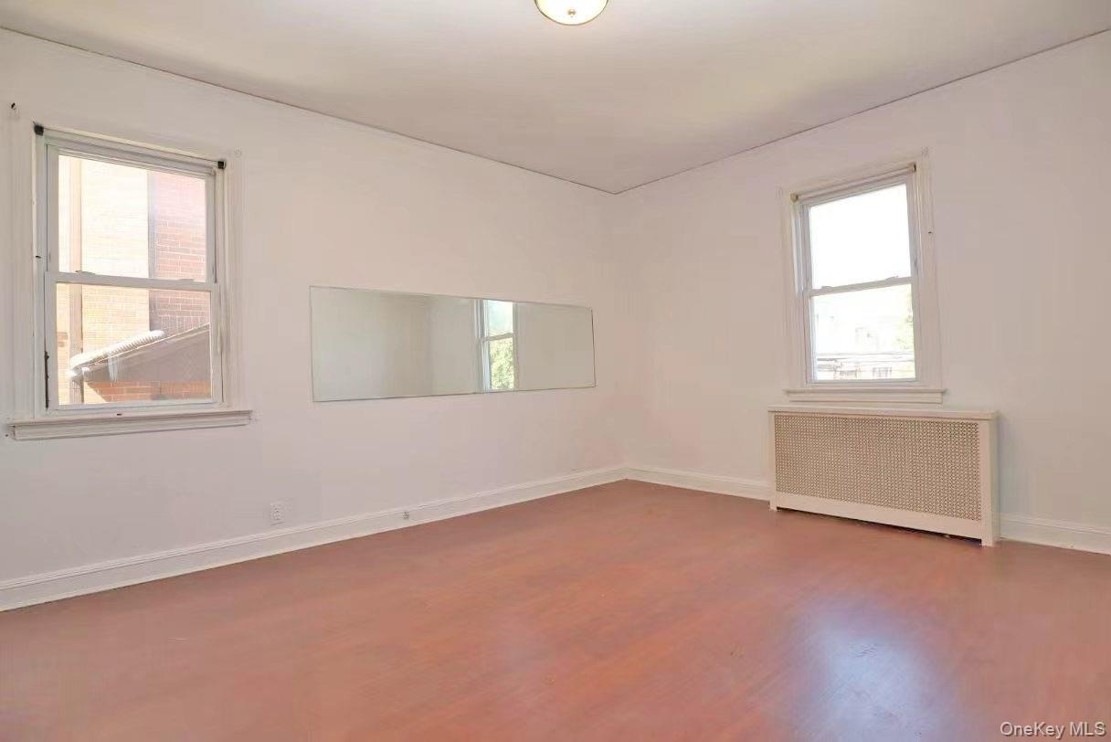 #15 photo, 106-10 32nd Avenue, クイーンズ区 East Elmhurst , NY 11369