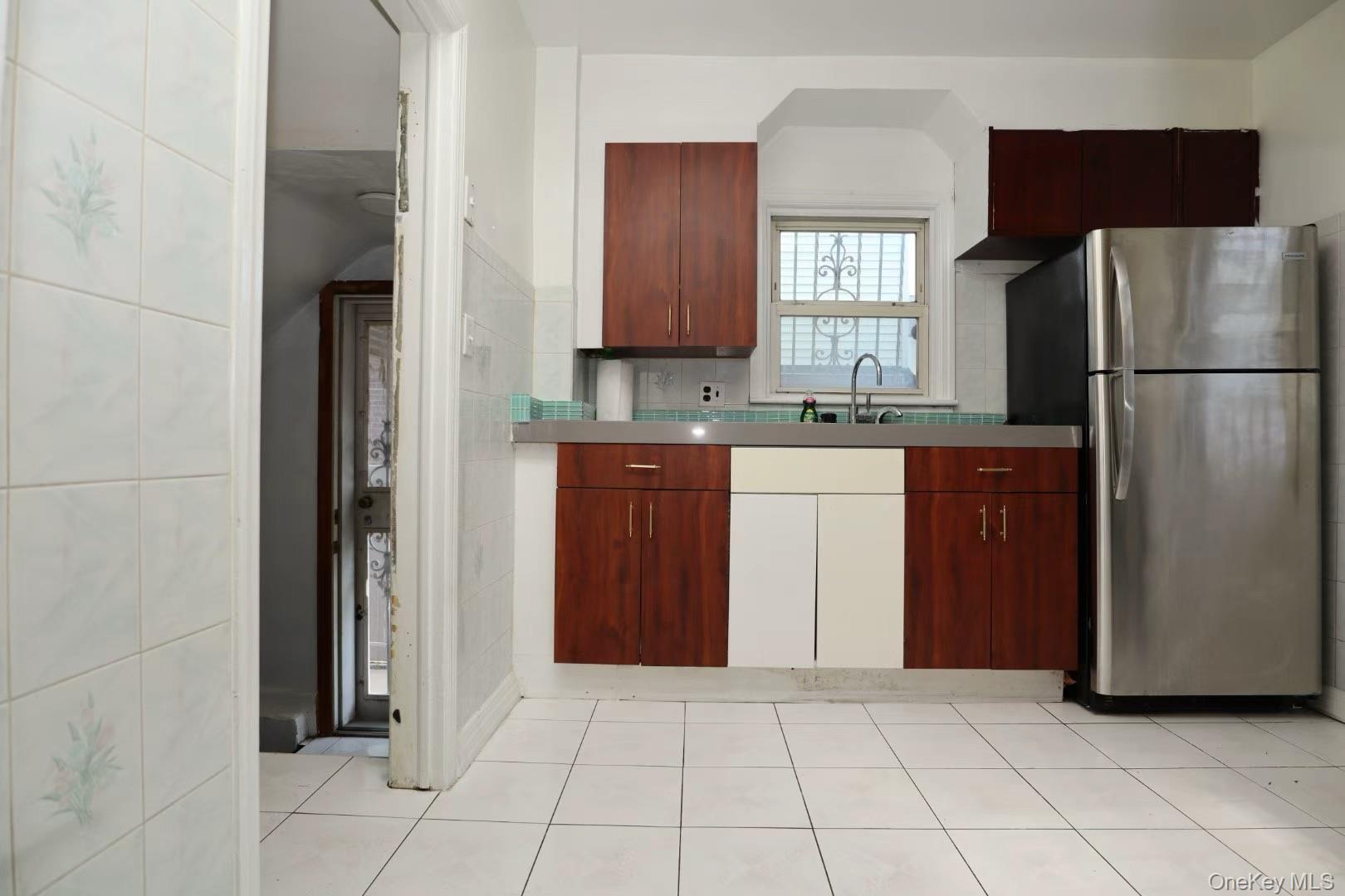 #8 photo, 106-10 32nd Avenue, クイーンズ区 East Elmhurst , NY 11369