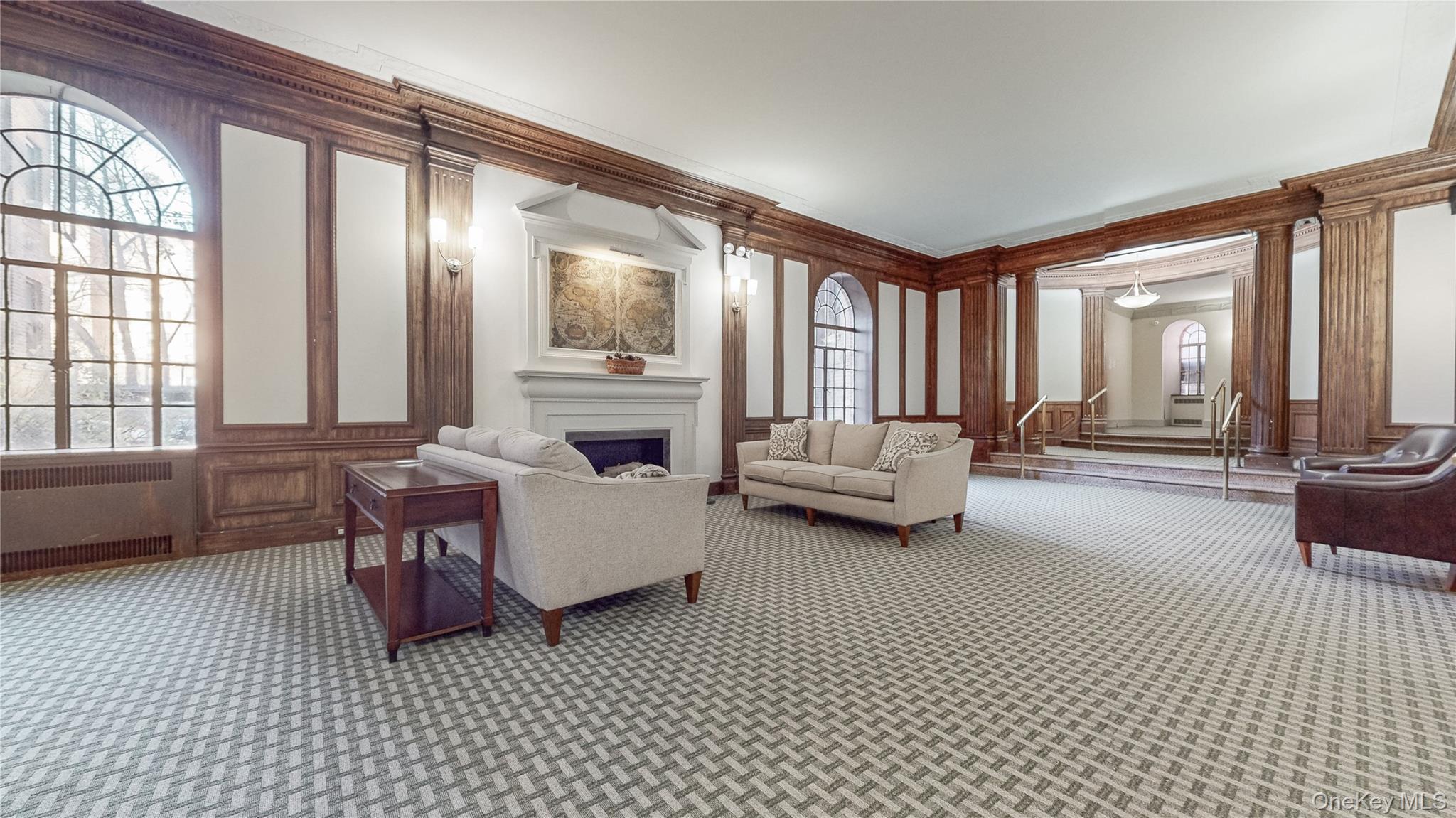 #2 photo, 84-51 Beverly Rd, Kew Gardens , NY 11415