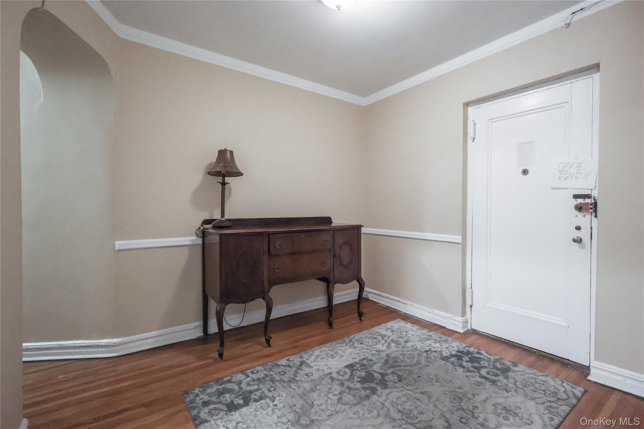 #3 photo, 84-51 Beverly Rd, Kew Gardens , NY 11415