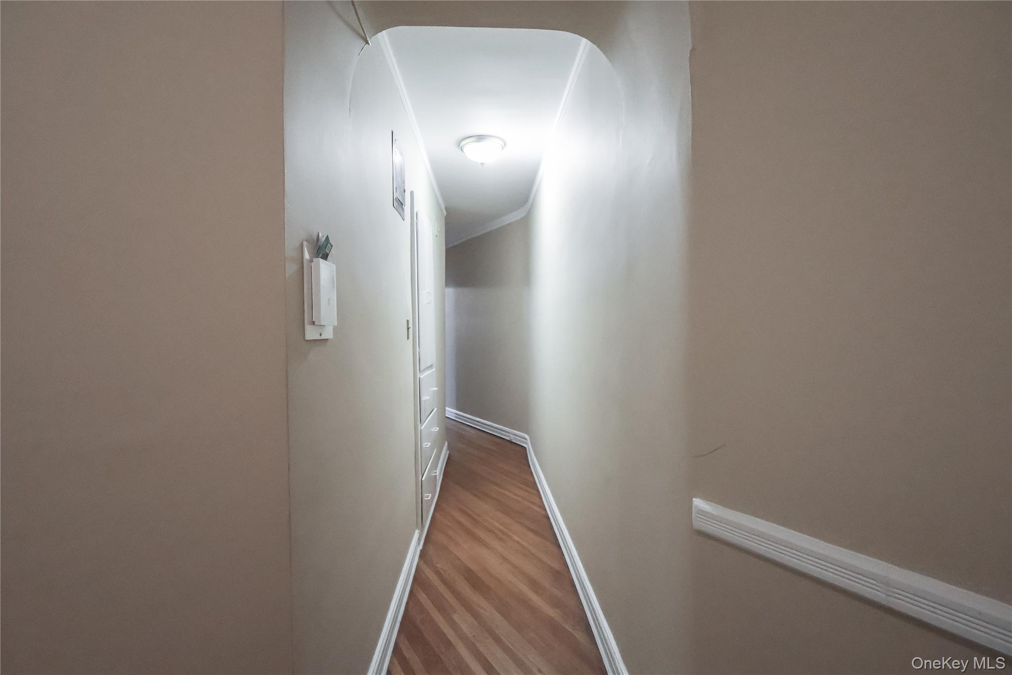 #5 photo, 84-51 Beverly Rd, Kew Gardens , NY 11415