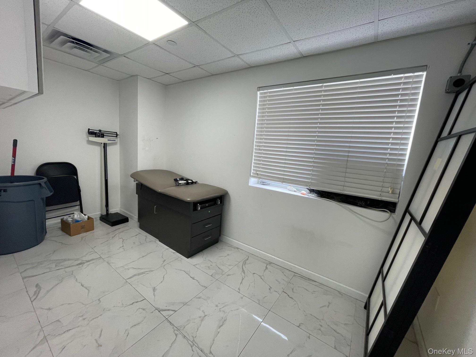 #7 photo, 41-42 College Point Boulevard, クイーンズ区 Flushing , NY 11355