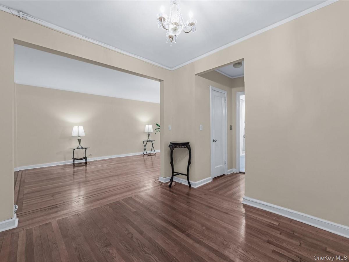 #6 photo, 11034 73rd Road, Forest Hills , NY 11375