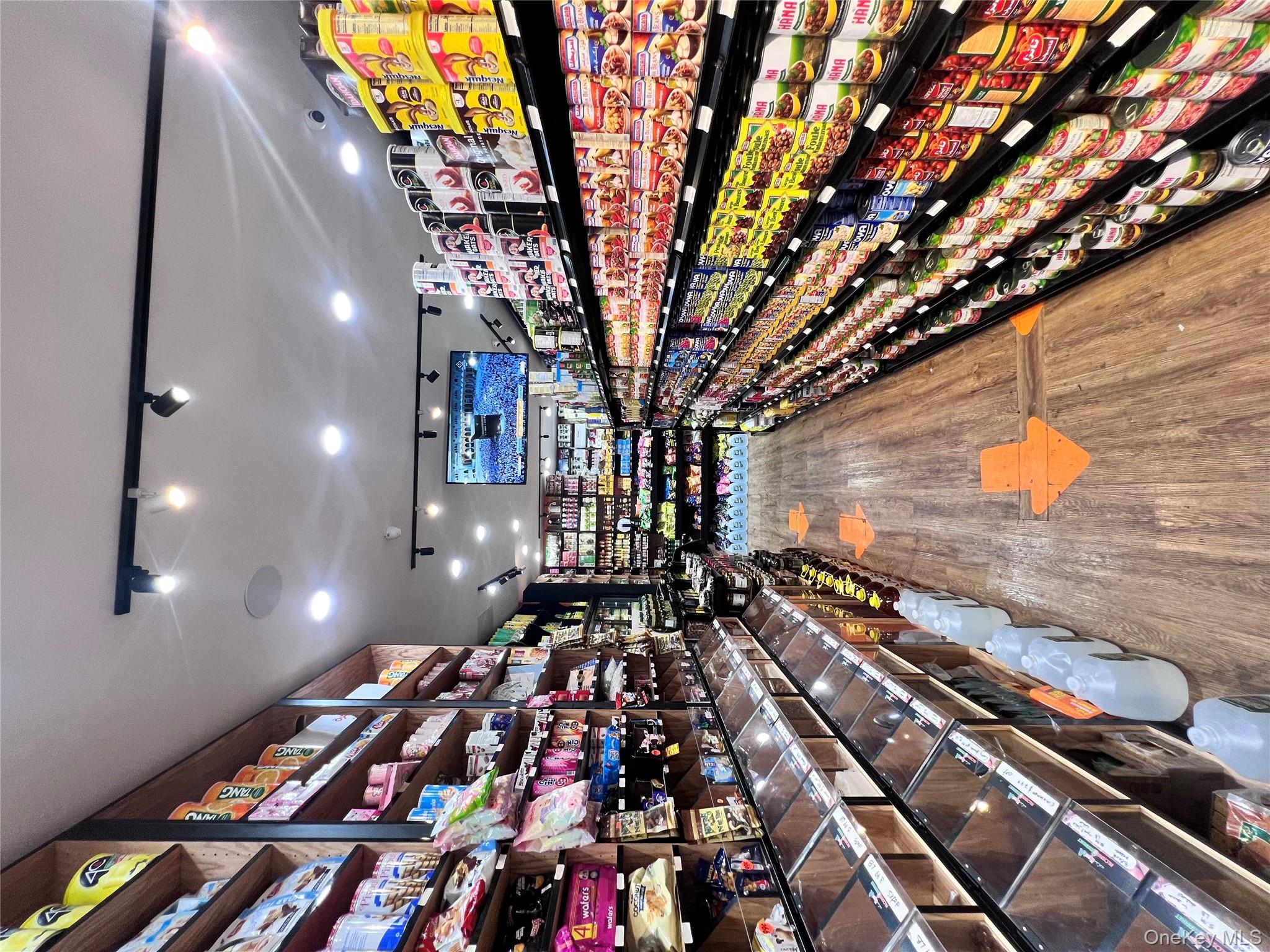 #8 photo, 7013 3rd Avenue, Brooklyn , NY 11209