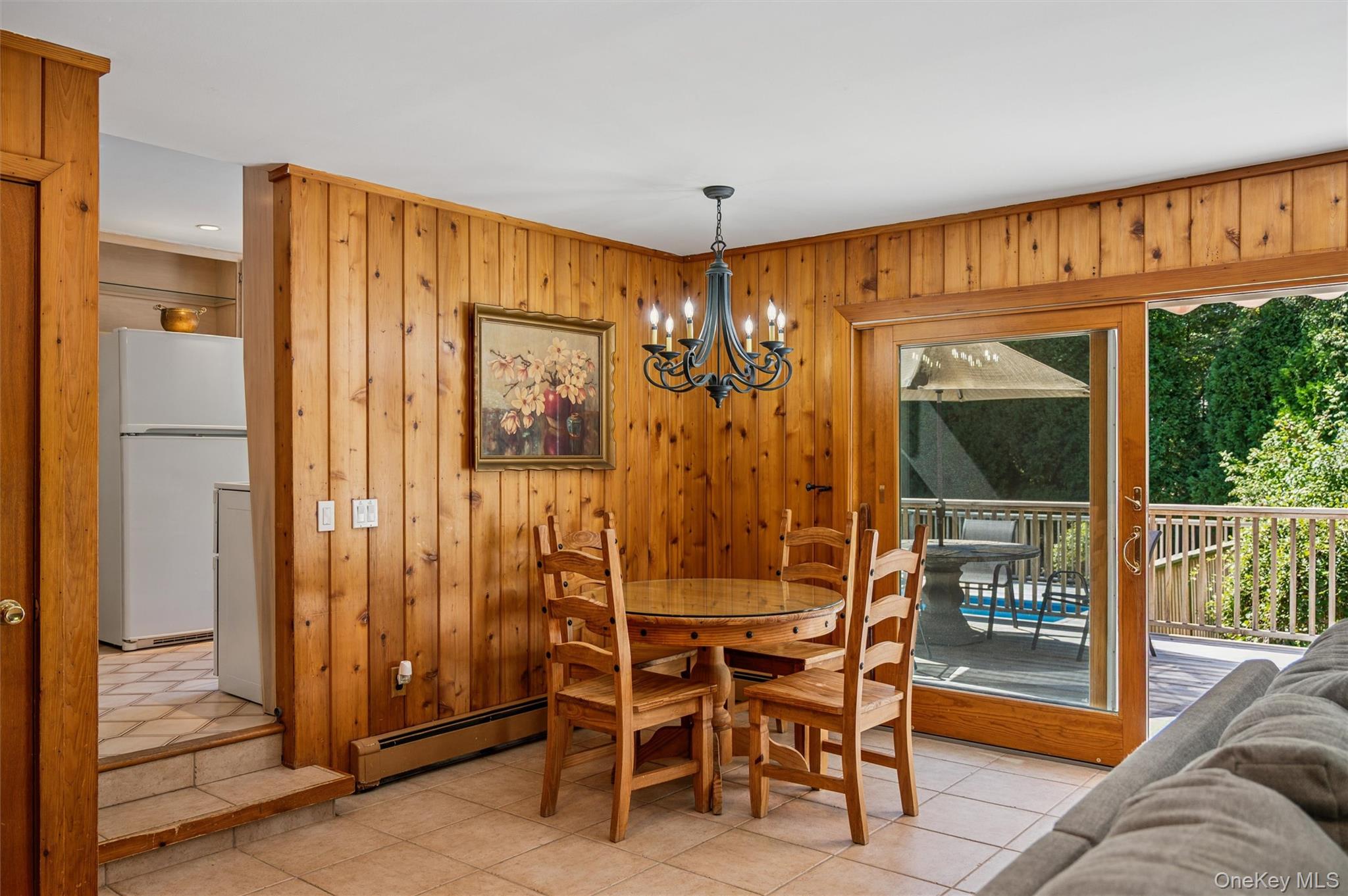 #13 photo, 15 Windwood Court, サフォーク郡 Westhampton , NY 11977