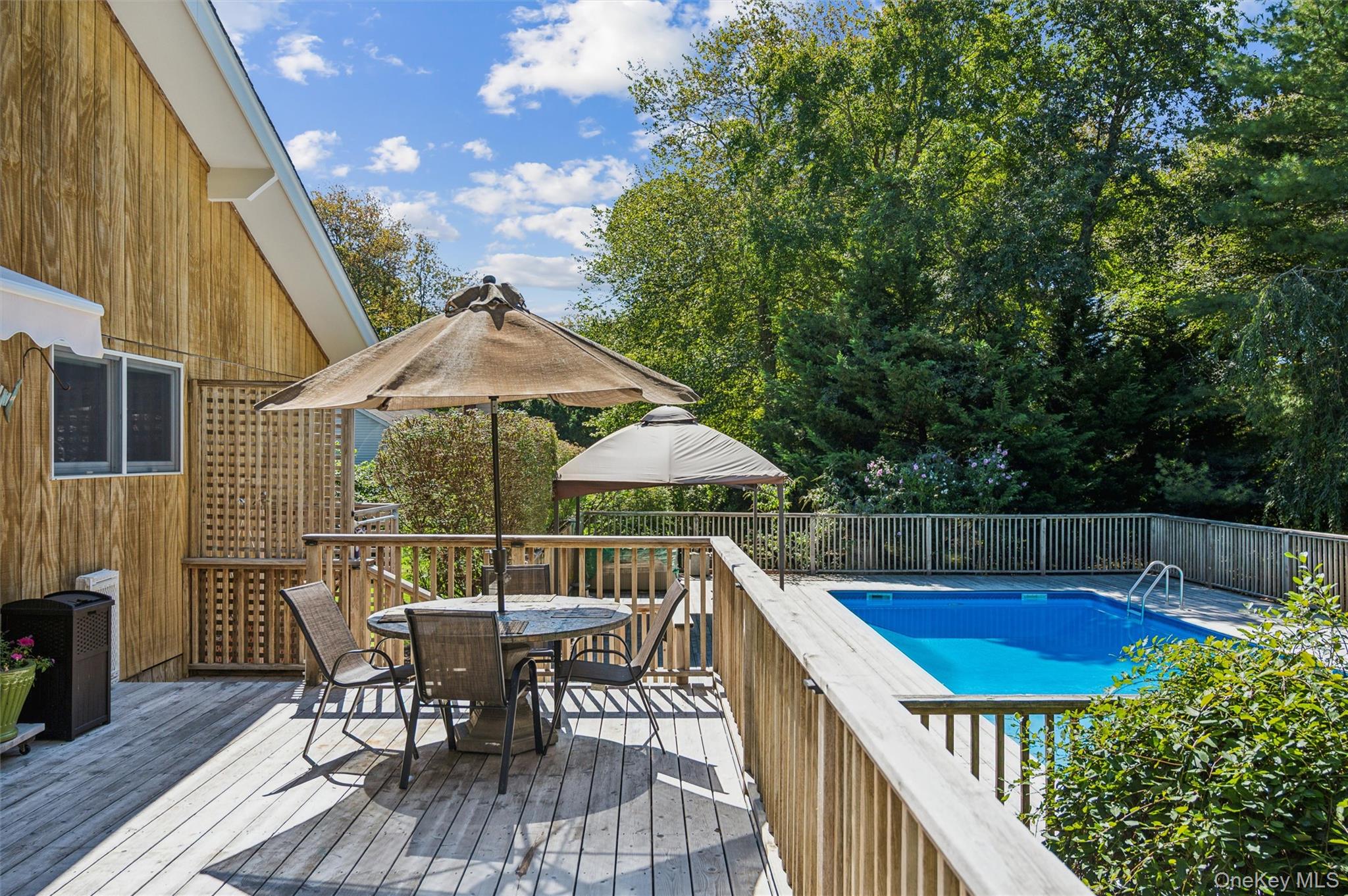 #18 photo, 15 Windwood Court, サフォーク郡 Westhampton , NY 11977