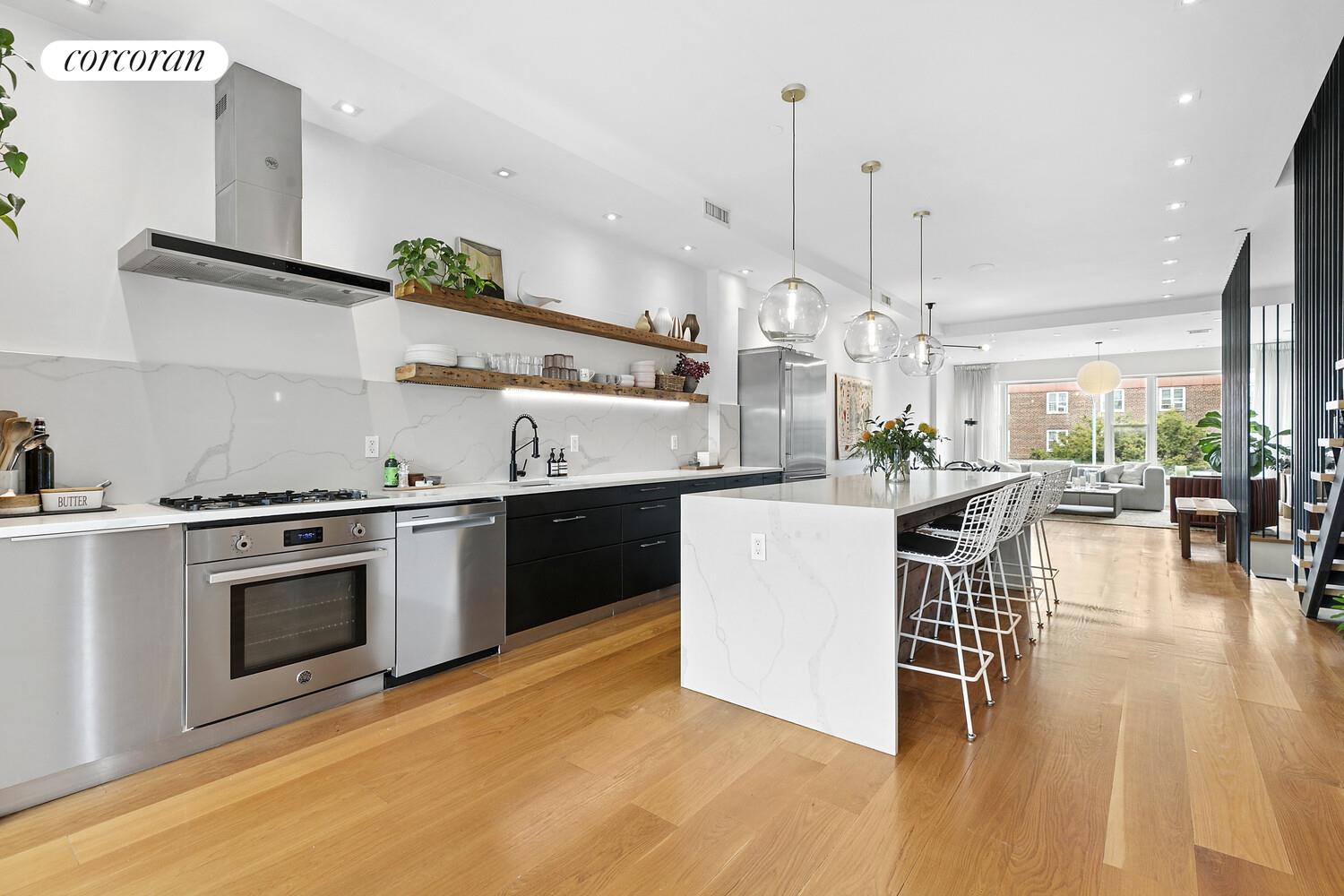 #1 photo, 39 WOLCOTT Street, ブルックリン区 Red Hook , NY 11231