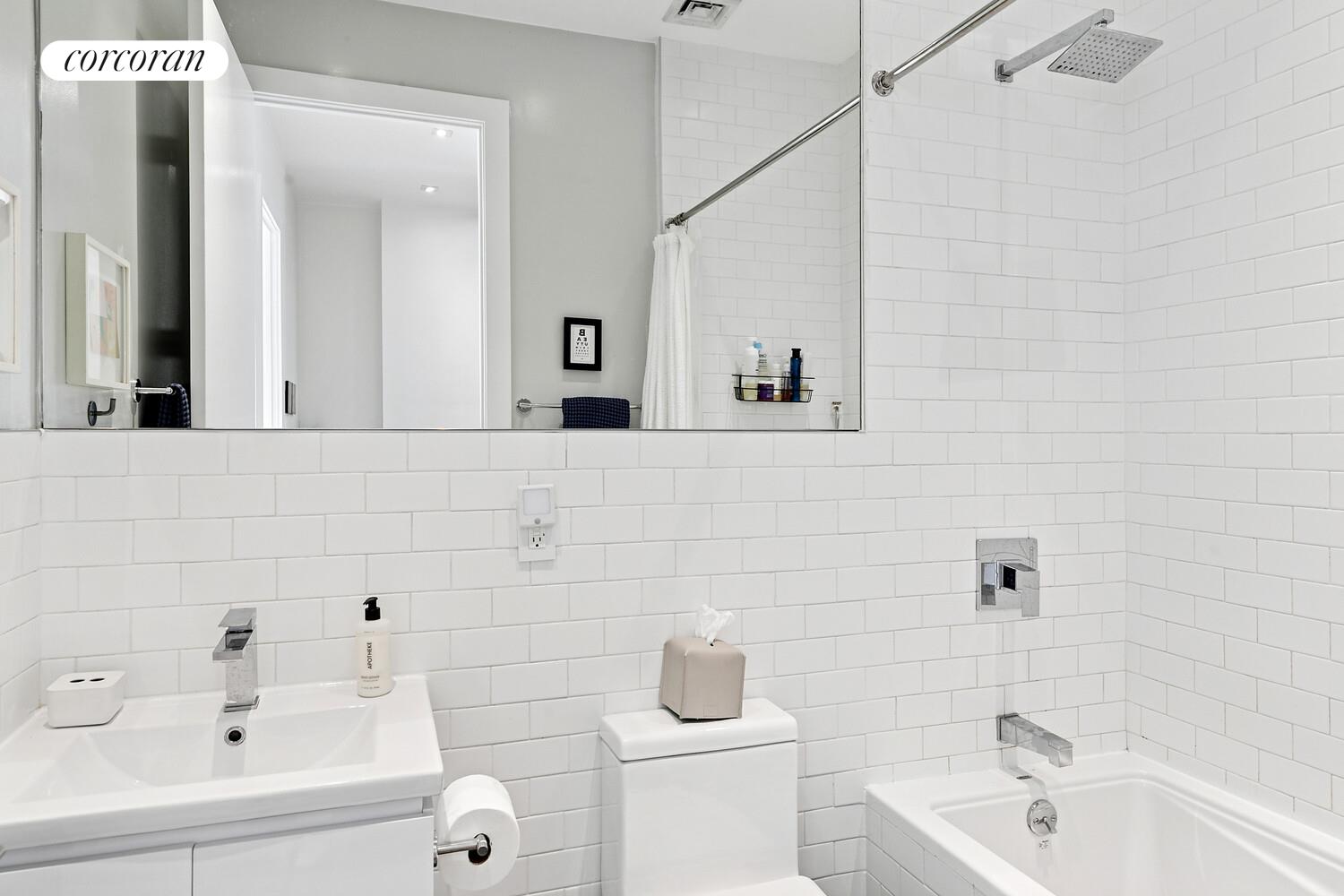 #13 photo, 39 WOLCOTT Street, ブルックリン区 Red Hook , NY 11231