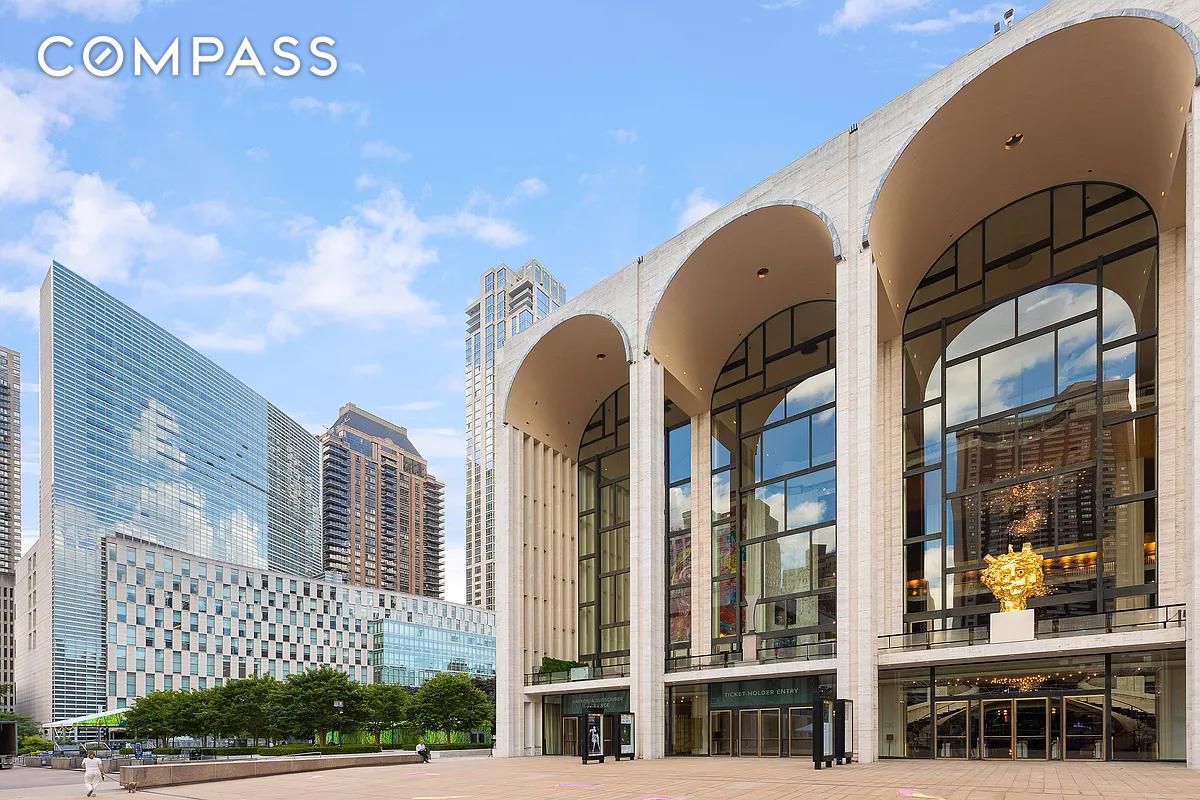 #11 photo, 161 W 61st Street, マンハッタン Upper West Side , NY 10023