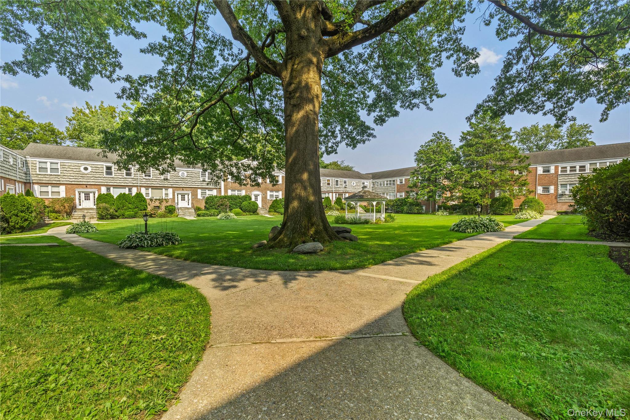 #14 photo, 907 Palmer Avenue, Mamaroneck , NY 10543