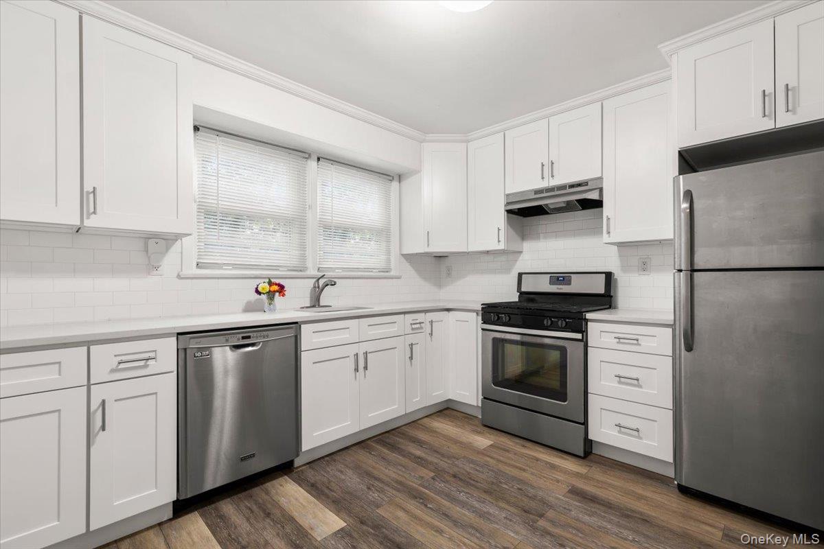 #7 photo, 907 Palmer Avenue, Mamaroneck , NY 10543