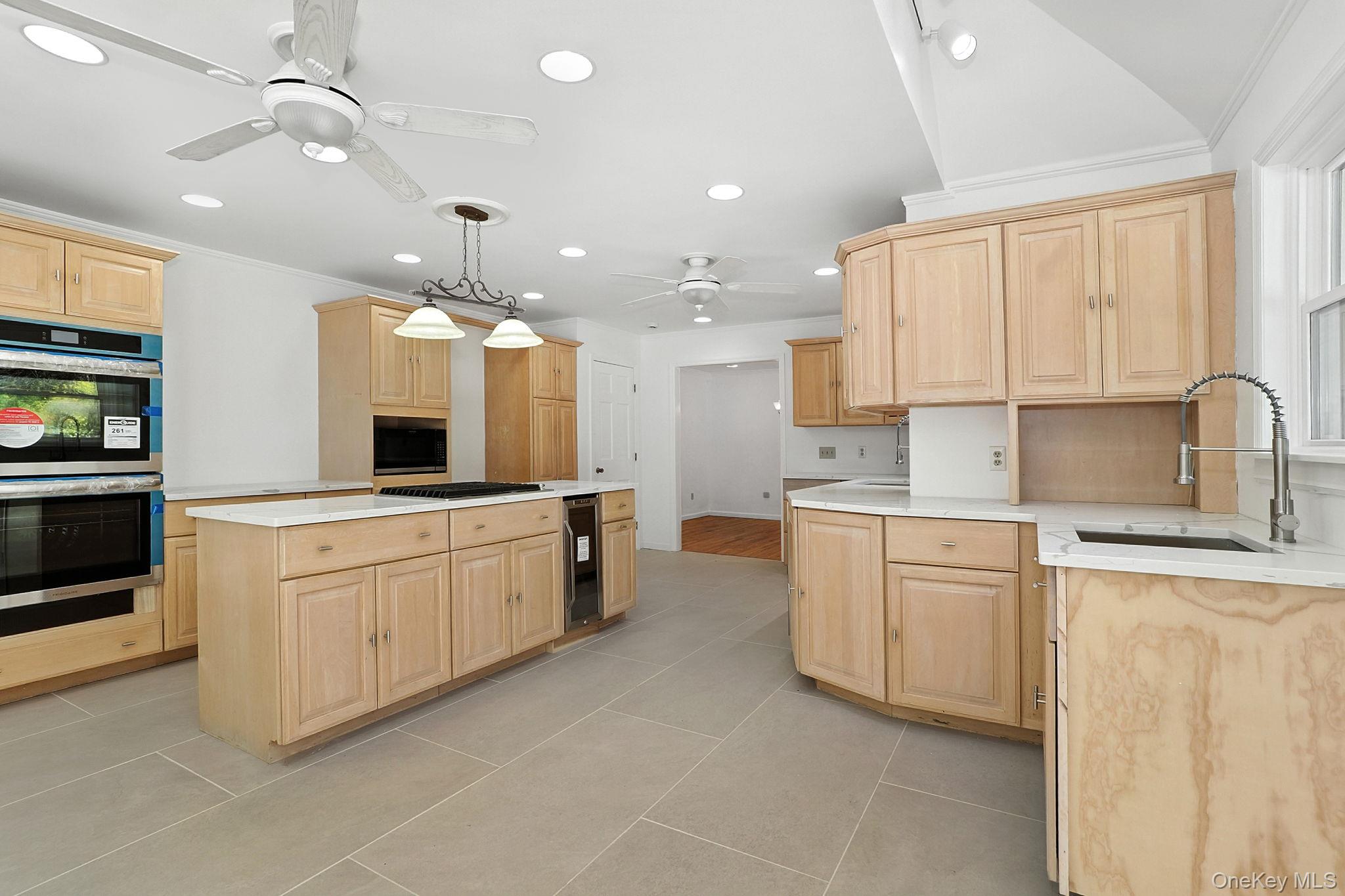 #11 photo, 19 Friendship Lane, Red Hook , NY 12571