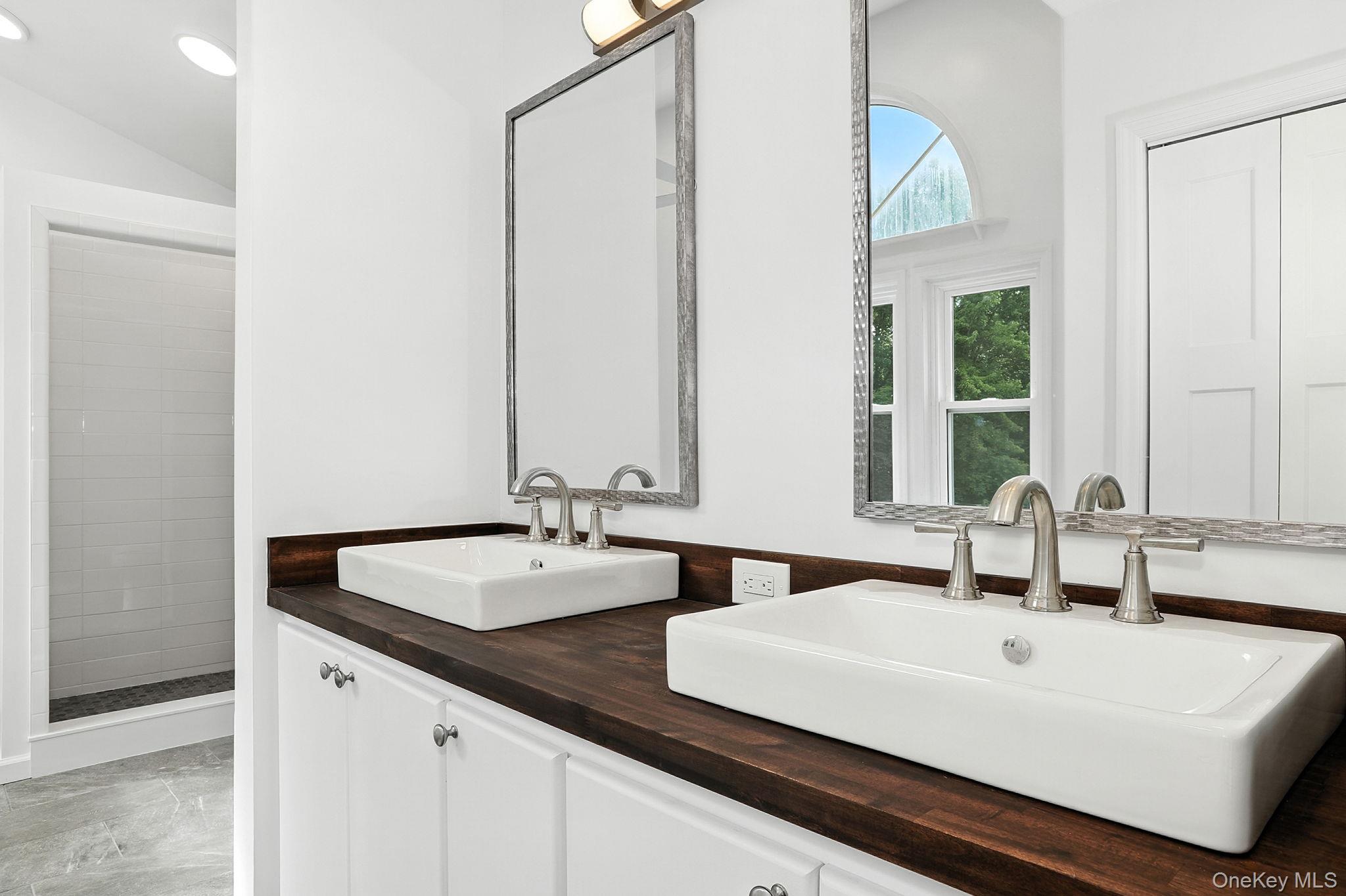 #19 photo, 19 Friendship Lane, Red Hook , NY 12571