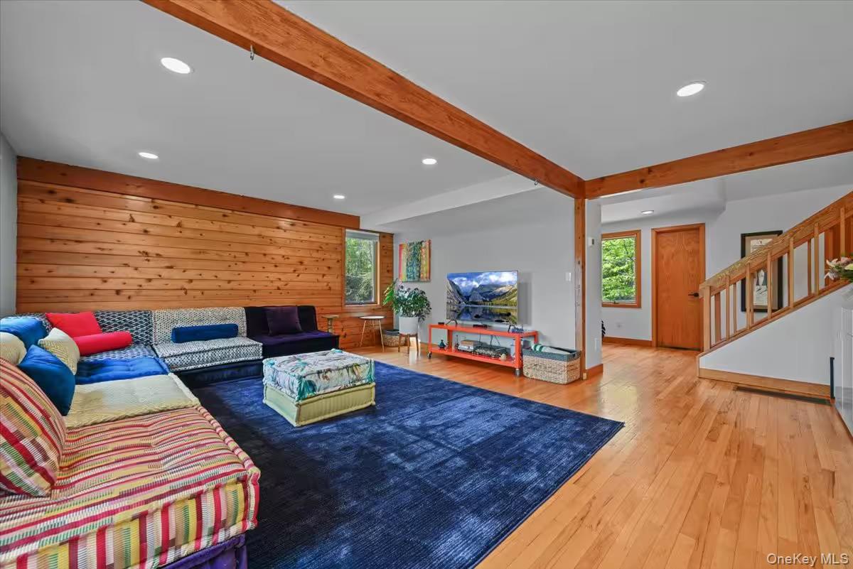 #4 photo, 4 Spies Road, New Paltz , NY 12561