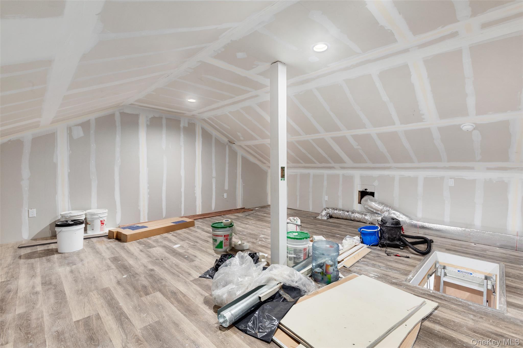 #13 photo, 9 Oakdale Road, Putnam Valley , NY 10579